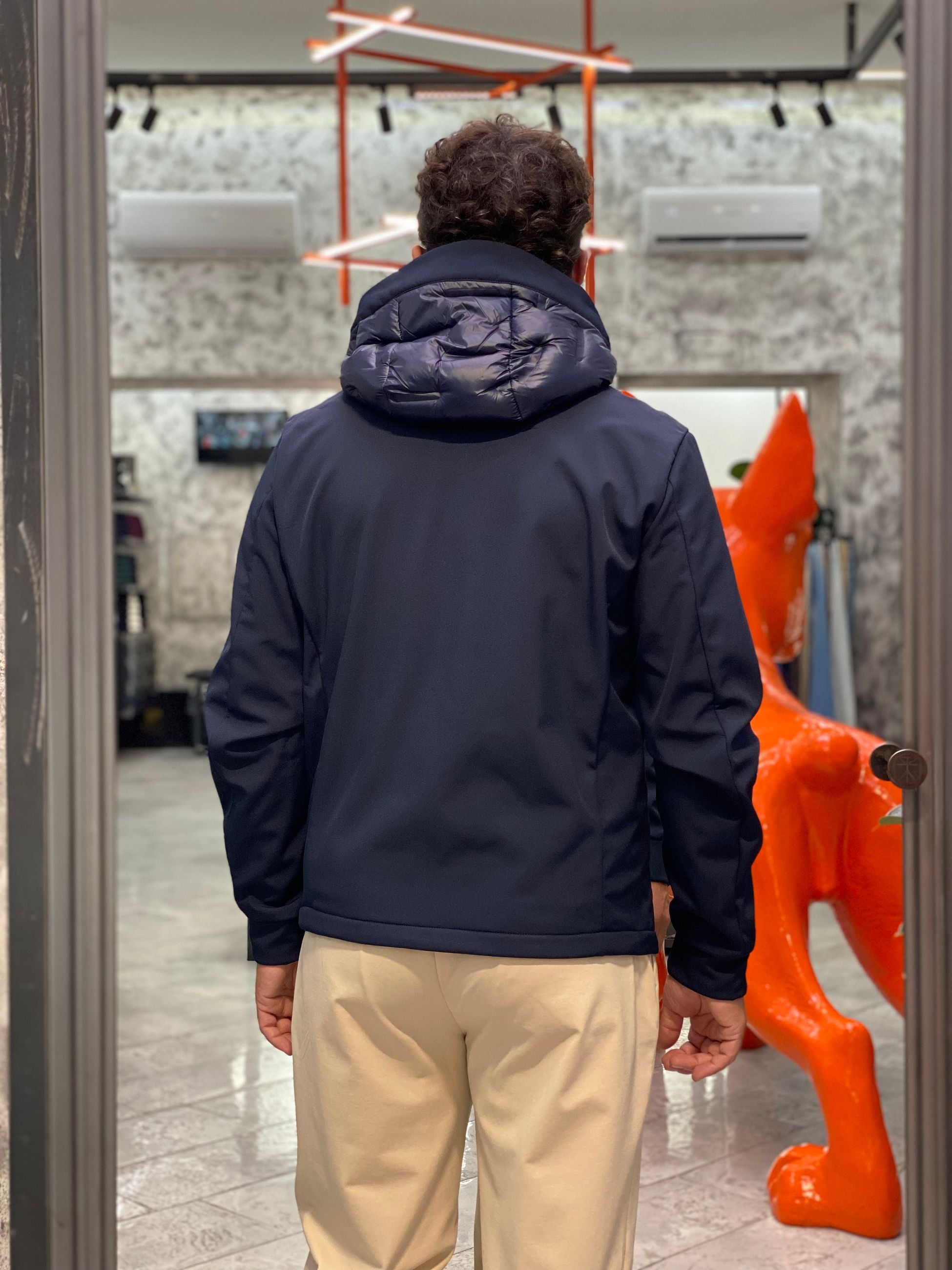 GIUBBINO NYLON CON CAPPUCCIO TRAPUNTATO IN TESSUTO SOFTSHELL STRETCH - REGULAR FIT MK9940015.BLU