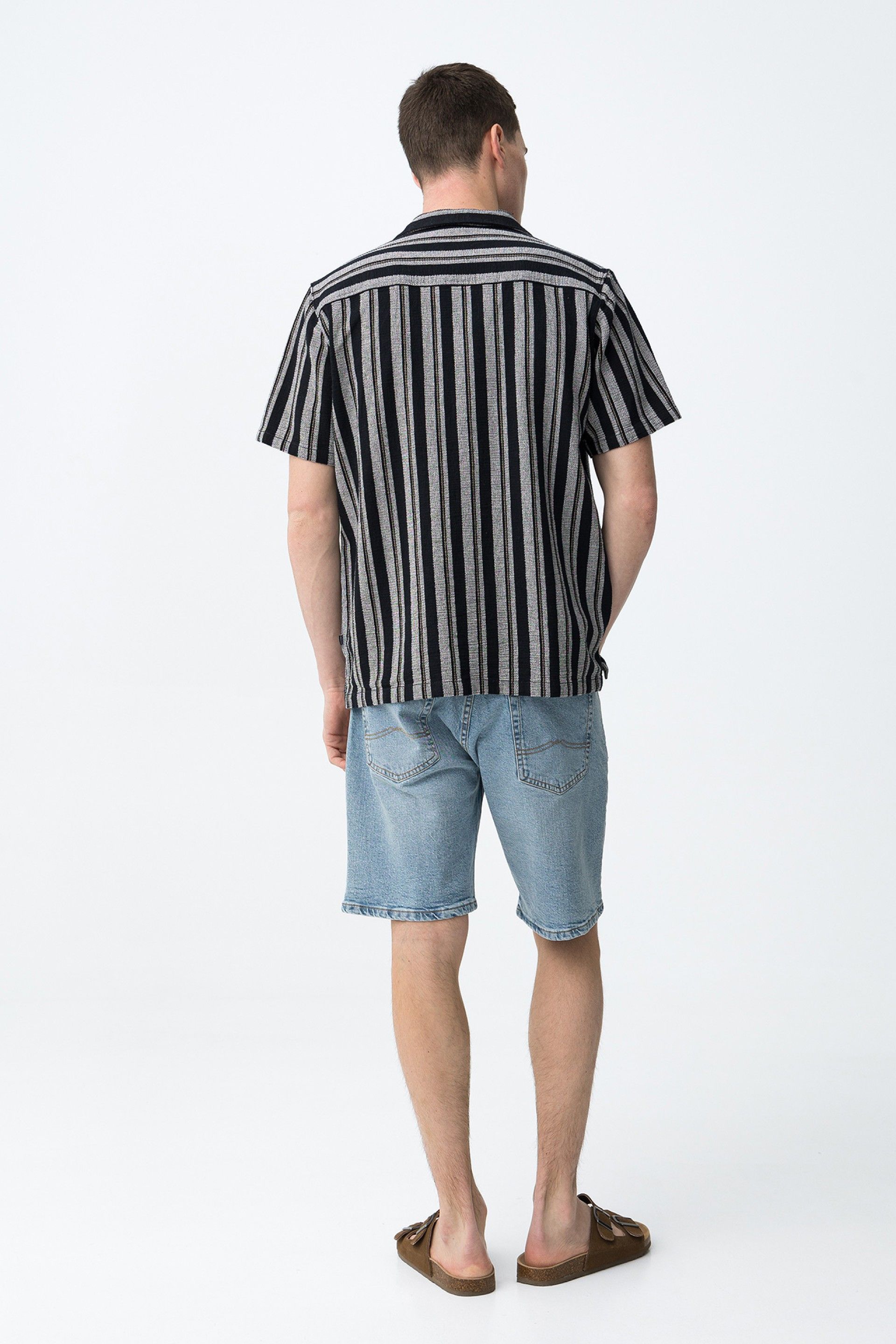 BERMUDA IN JEANS ALLEN_5 MEDIUM WASH - REGULAR FIT 10064681
