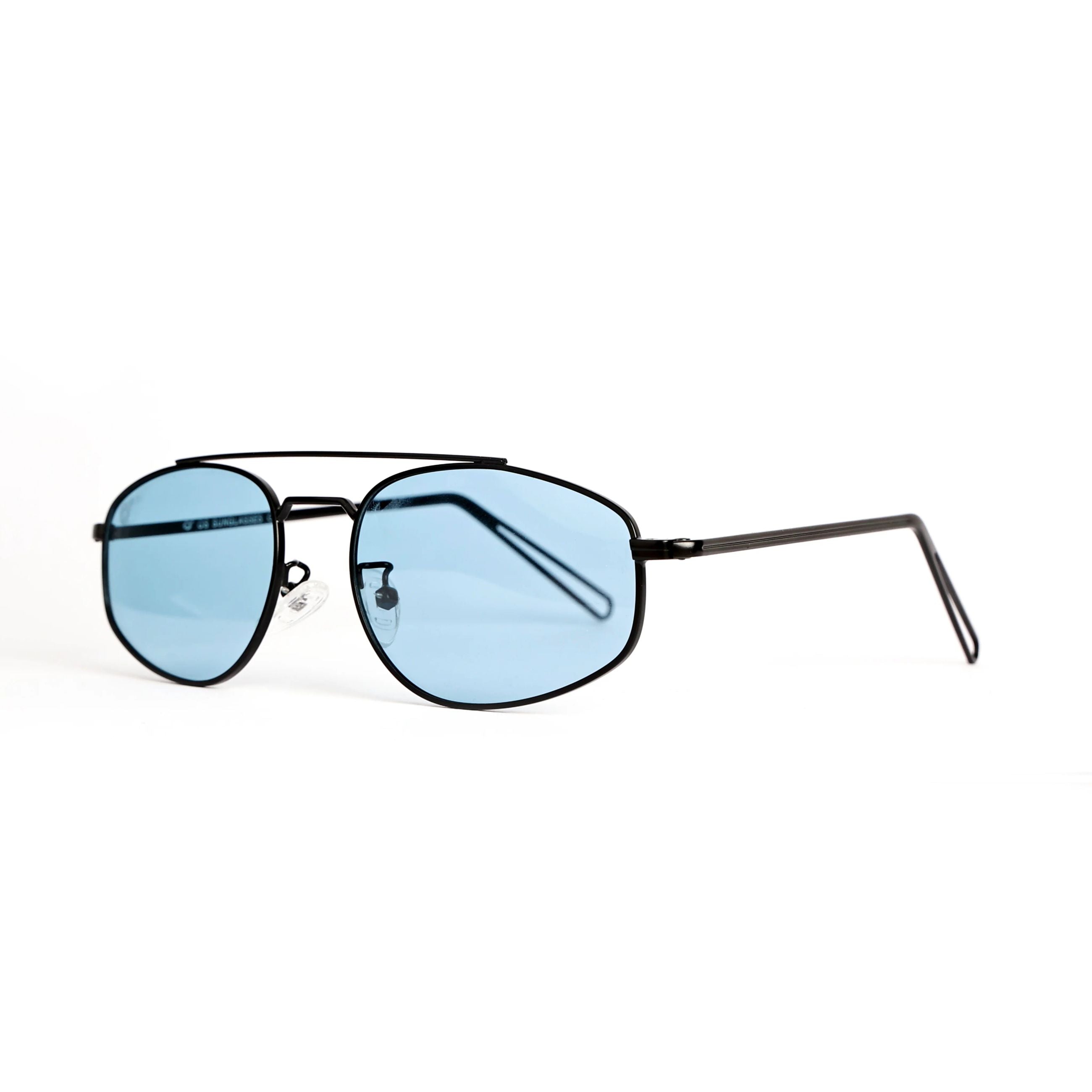 OCCHIALI DETROIT NERO
COLORE MONTATURA NERO
COLORE LENTE BLU OS2040-C05