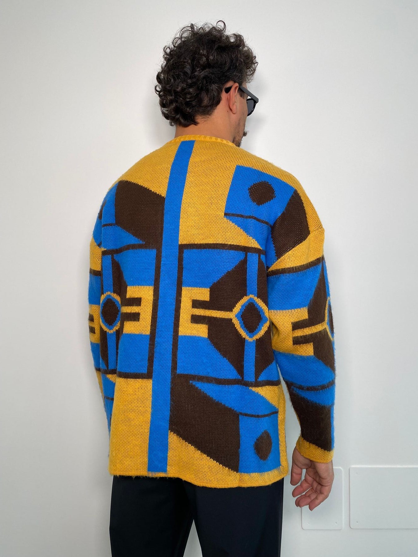 MAGLIA GIROCOLLO UNISEX CON TRAMA GEOMETRICA - OVERSIZE FIT