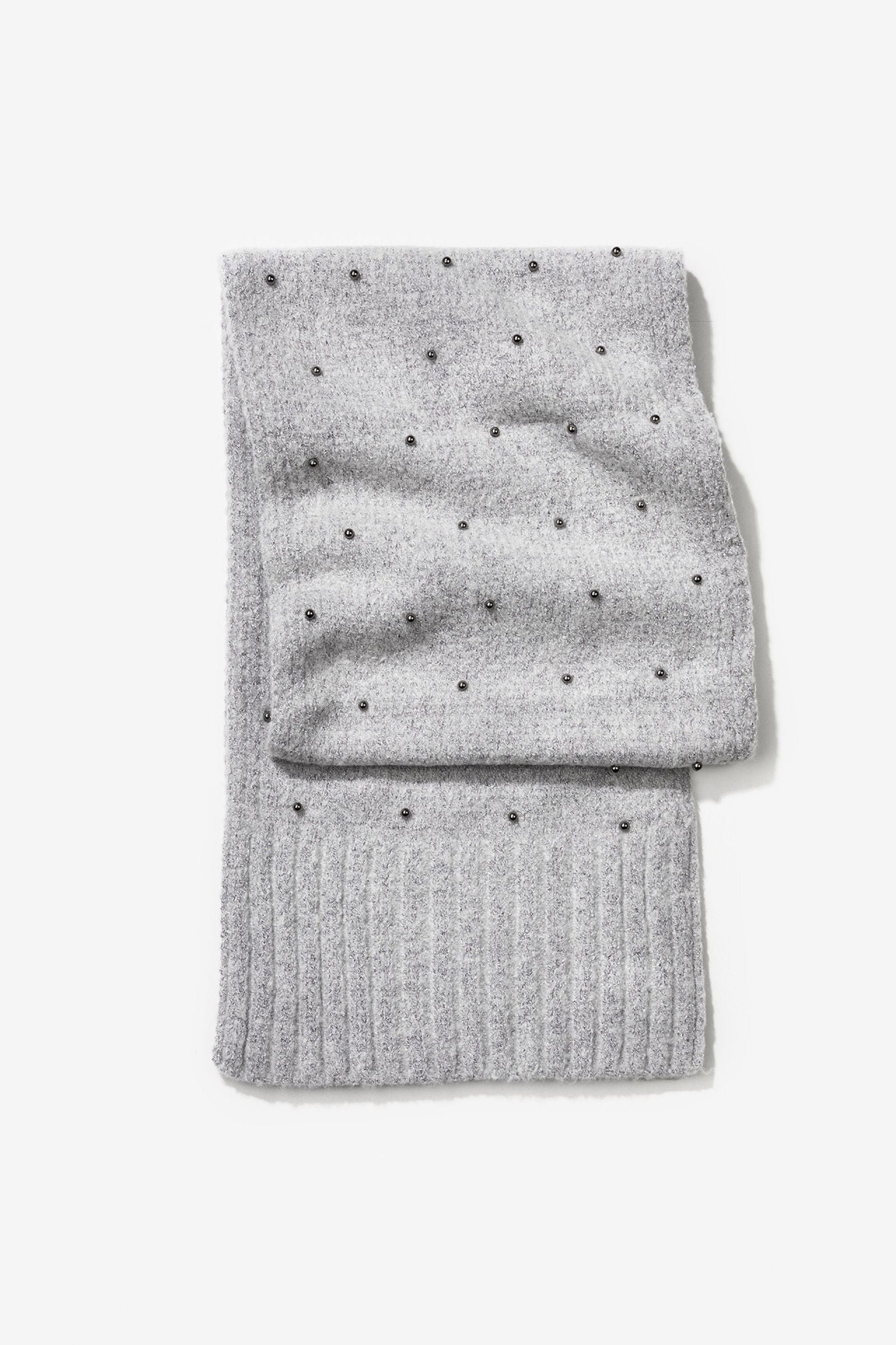 SET SHANGAI COMPOSTO DA BERRETTO E SCIARPA IN MAGLIA A COSTE CON APPLICAZIONI METALLICHE E POMPON 10063277