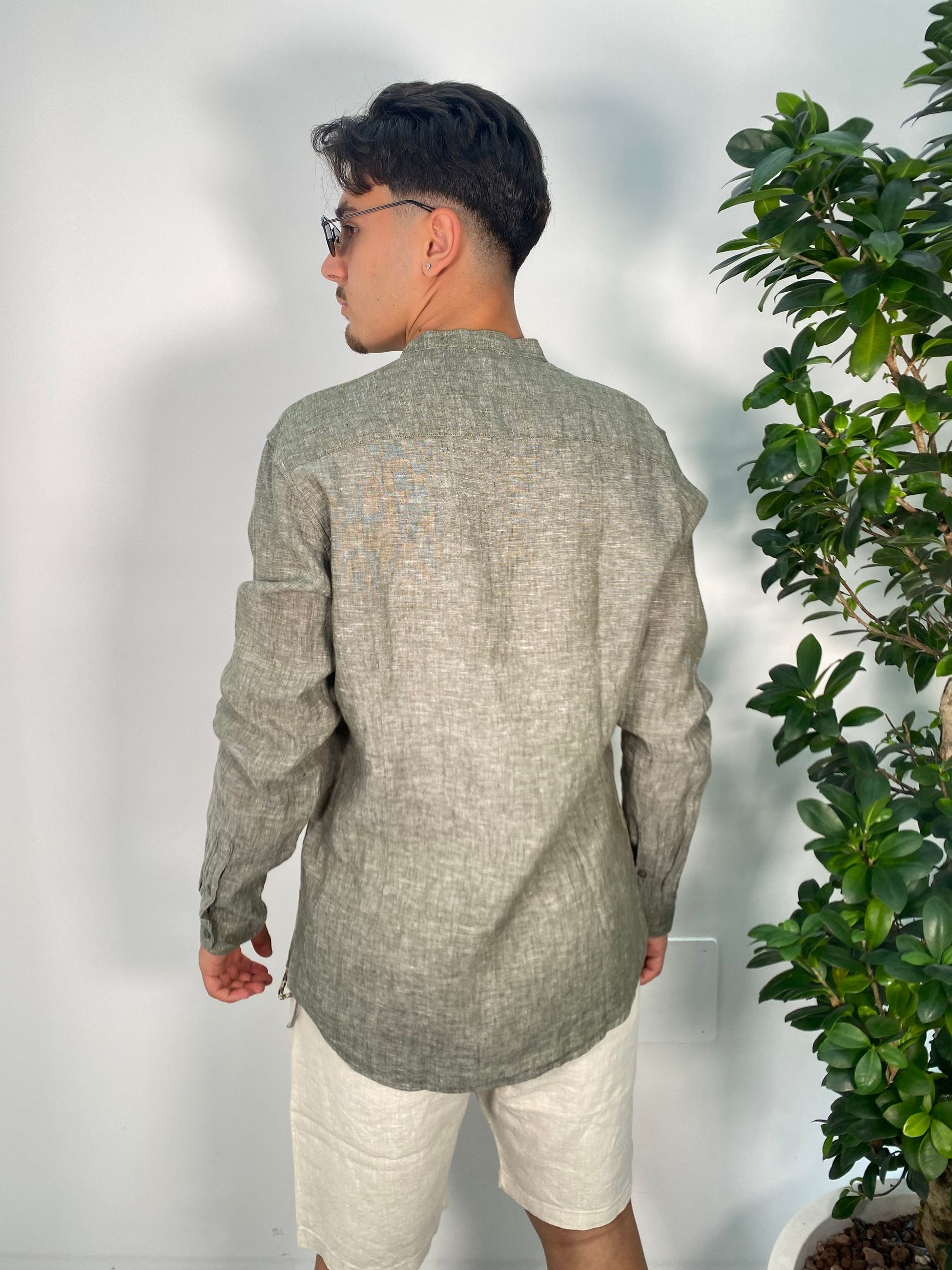 CAMICIA IN LINO FIAMMATO COLLO COREANO - REGULAR FIT GL7733S-S25.VMIL