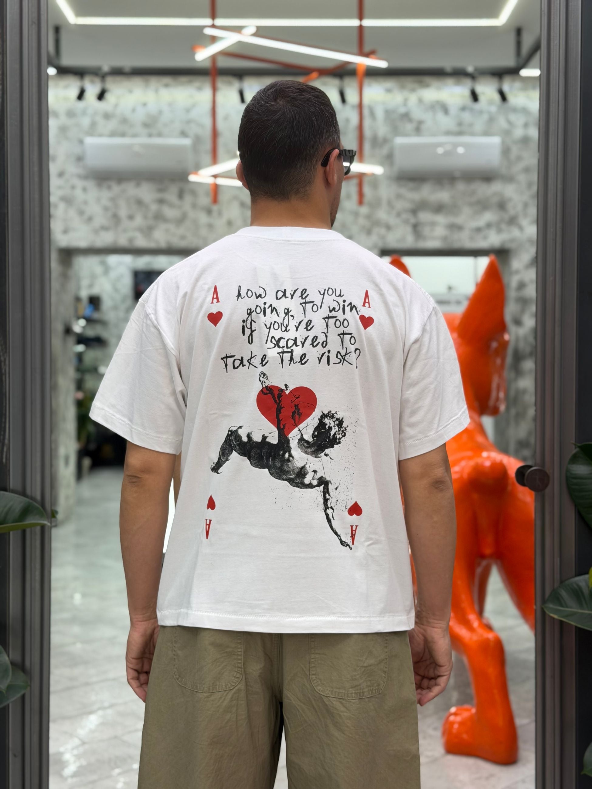 T-SHIRT RISKTAKER BOXY/CROPPED FIT CON STAMPA SUL RETRO RISKTAKER.BIA