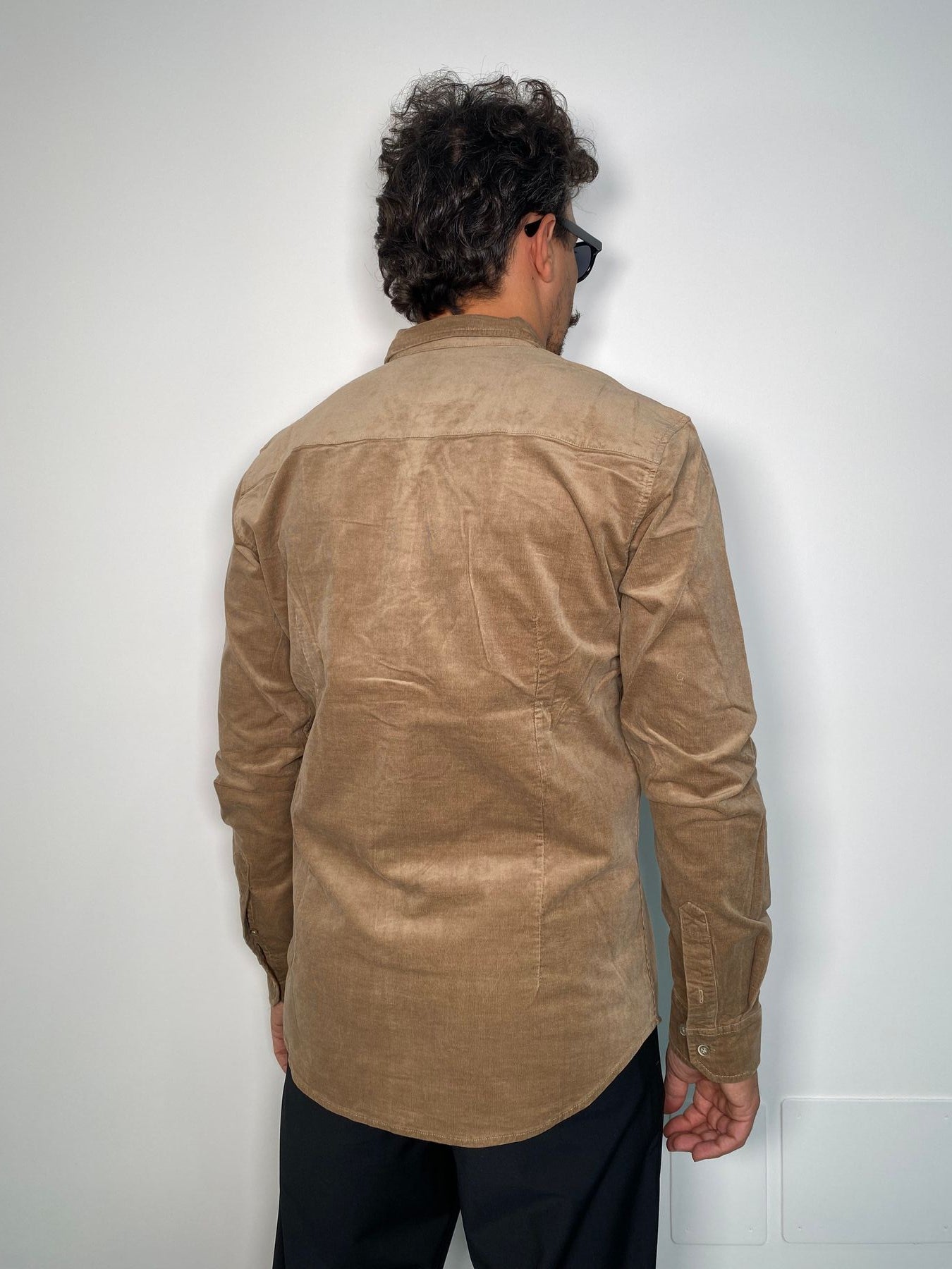 CAMICIA IN VELLUTO A COSTE ELASTICIZZATO - SLIM FIT