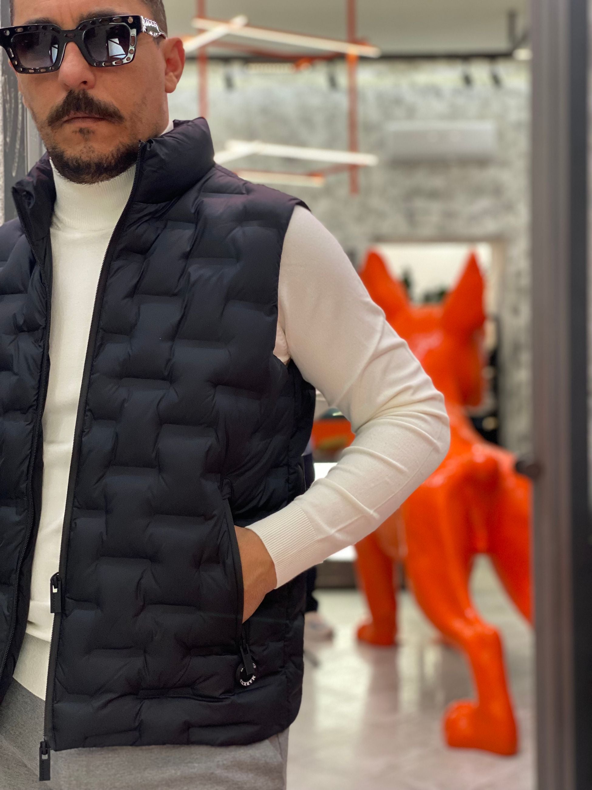 GIUBBINO SMANICATO LUPETTO TRAPUNTATO IN TESSUTO SOFTSHELL STRETCH - REGULAR FIT MK9940026.NER