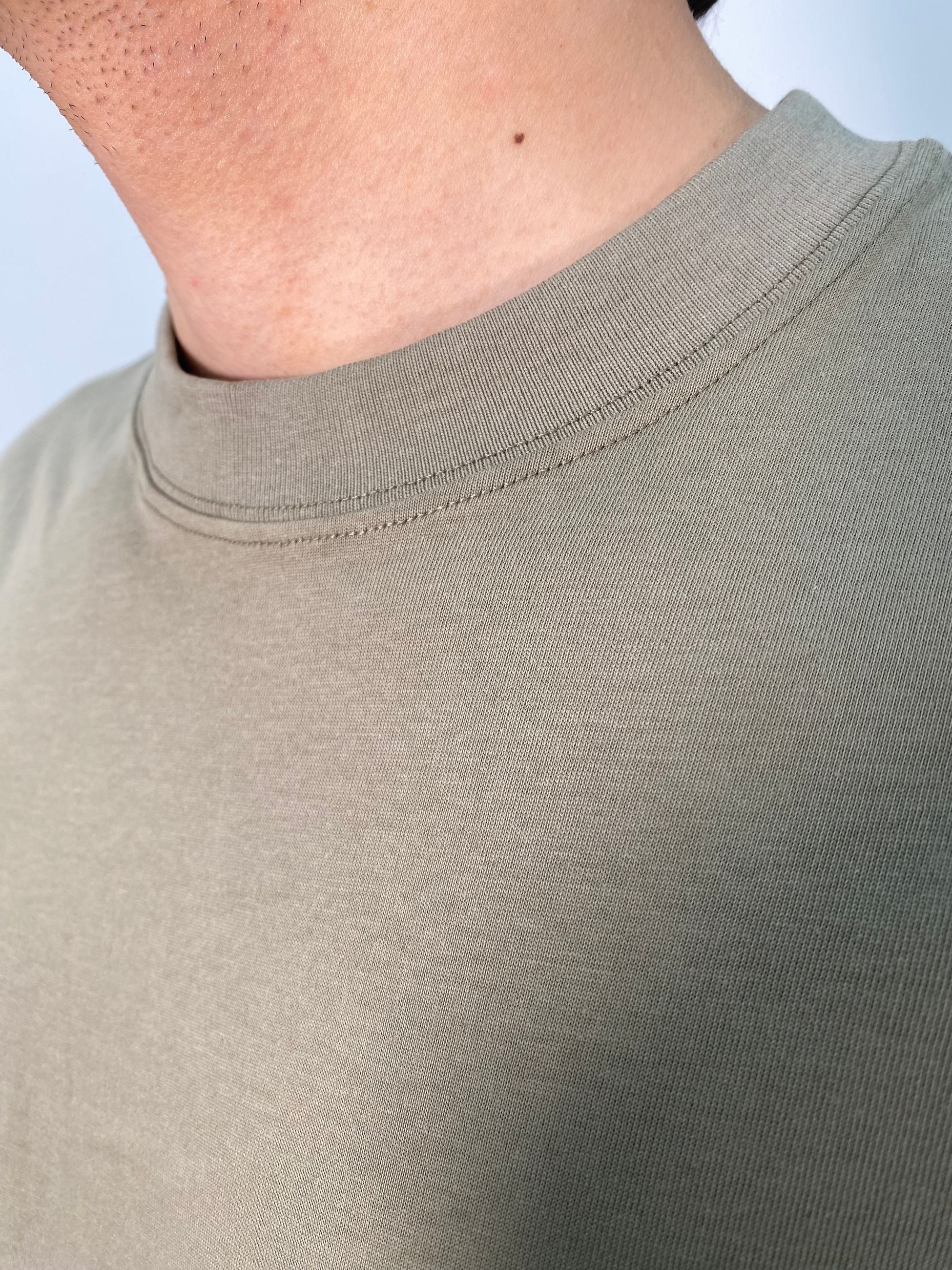 T-SHIRT BASIC IN 100% JERSEY DI COTONE - SEMI OVER FIT GLW2256F-S25.VMIL