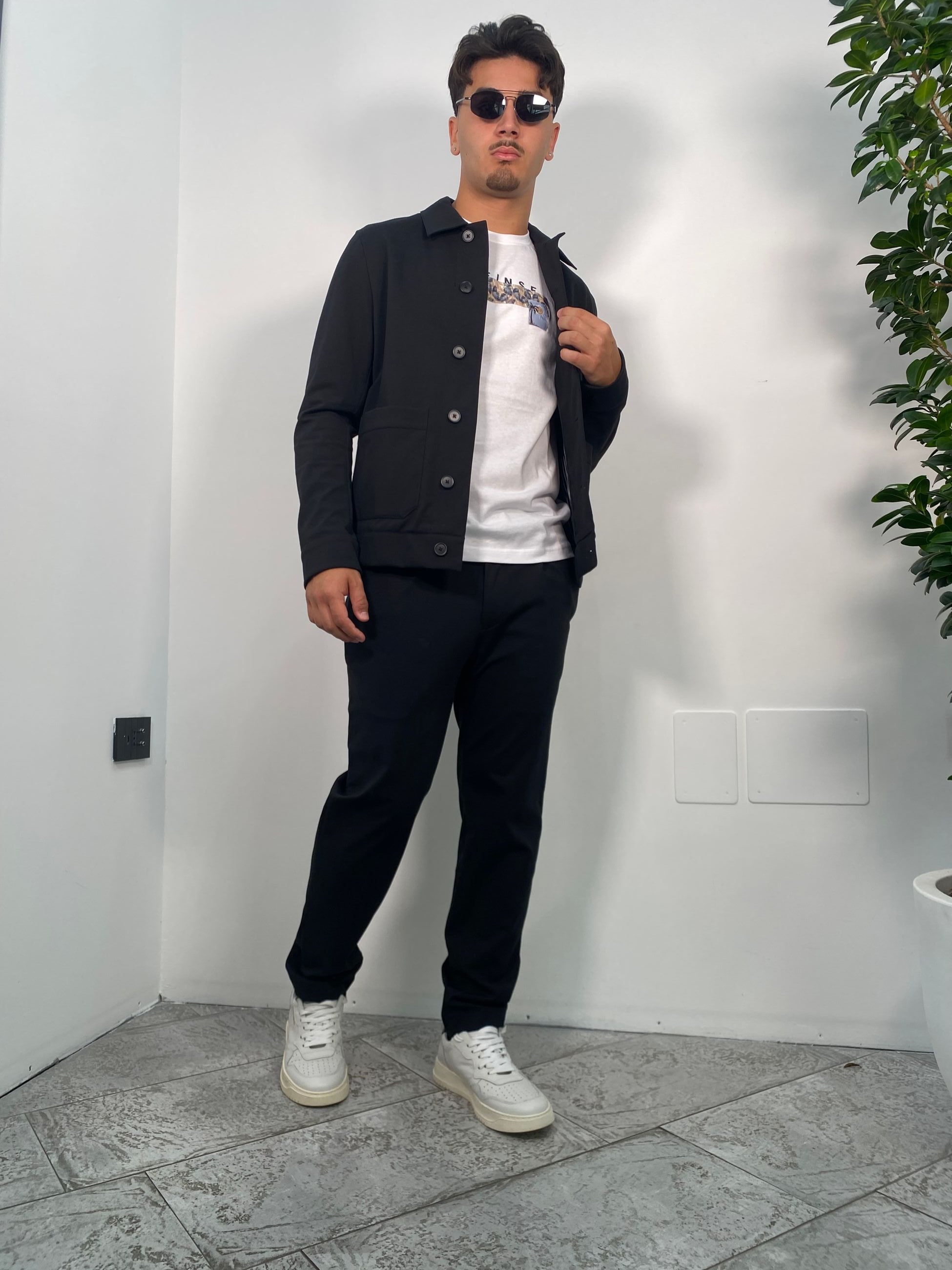 OVERSHIRT DA COMPLETO CON TASCHE A TOPPA IN TESSUTO PUNTO MILANO LEGGERO ED ELASTICIZZATO - REGULAR FIT GBE1042SS.NER