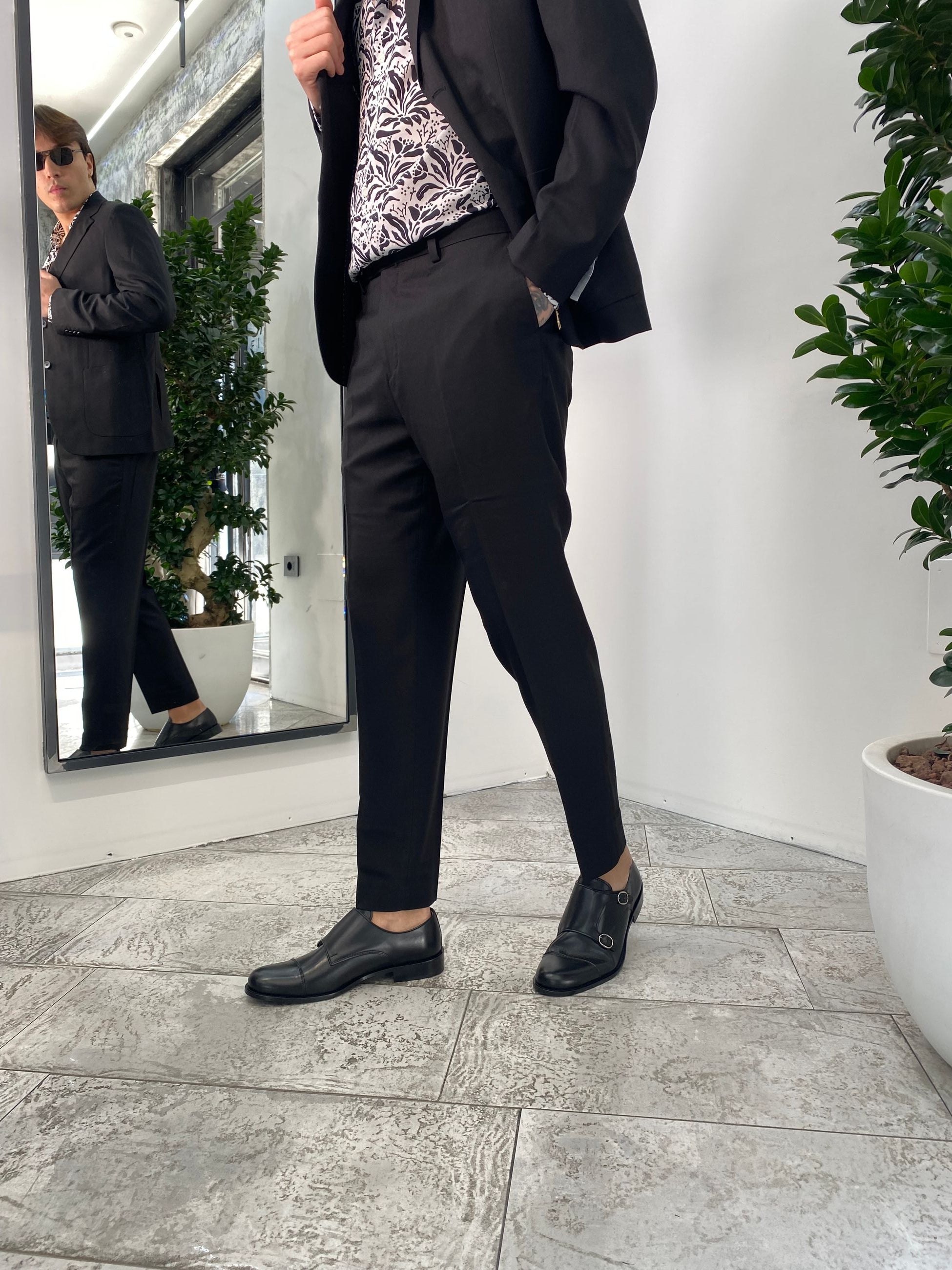 ABITO COMPLETO GIACCA MONOPETTO E PANTALONE IN TESSUTO EFFETTO FIAMMATO - REGULAR FIT ABE43SS.NER