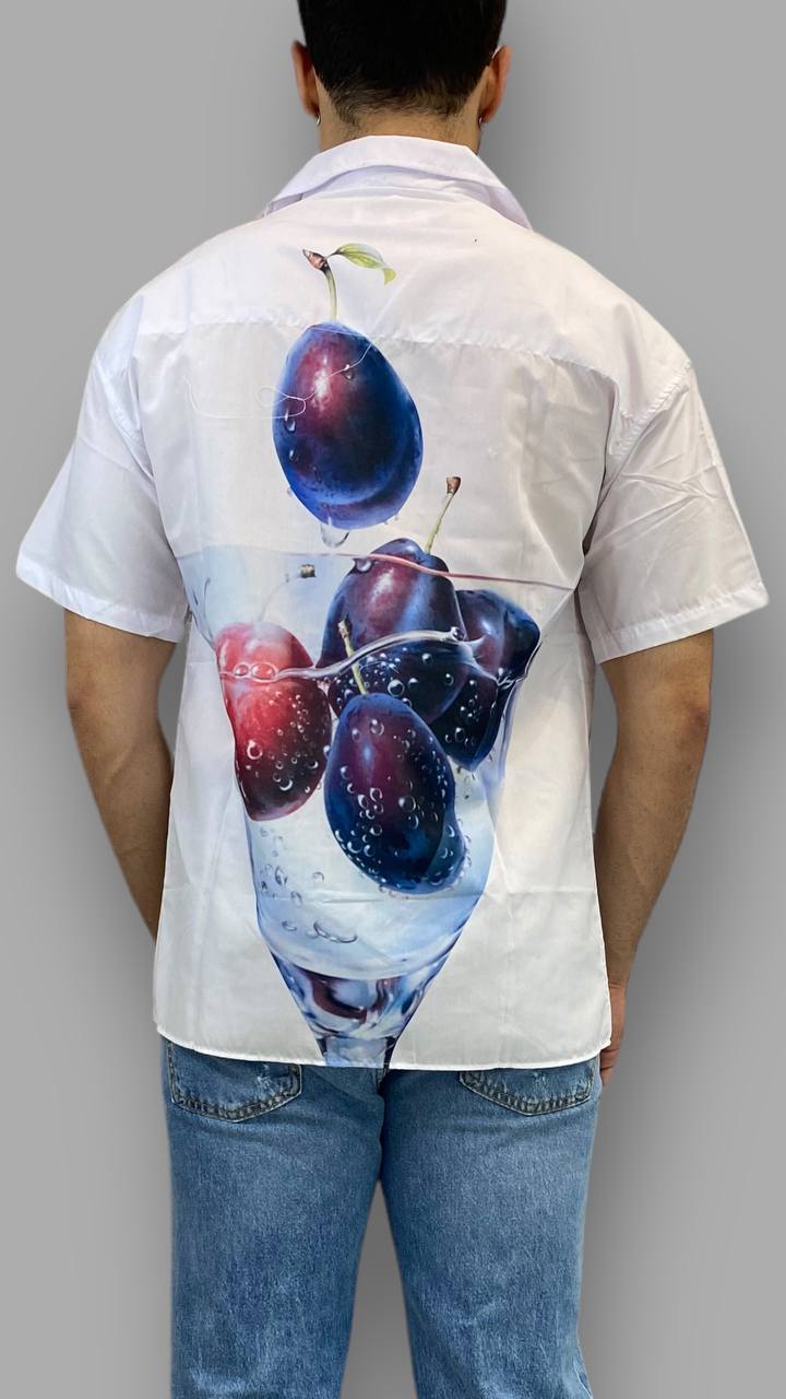 CAMICIA MEZZA MANICA CON SCRITTA SUL DAVANTI E STAMPA COCKTAIL SUL RETRO - OVER FIT