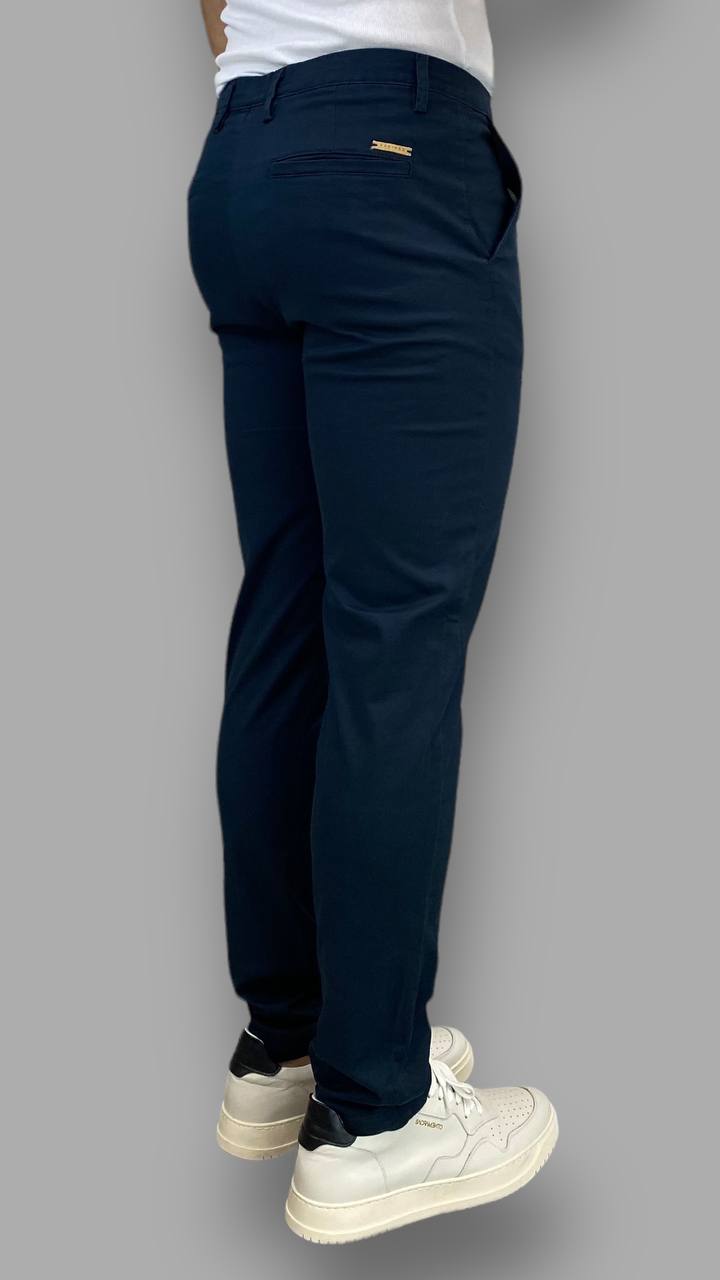 PANTALONE TASCA AMERICA BASIC IN COTONE ELASTICIZZATO - SLIM FIT