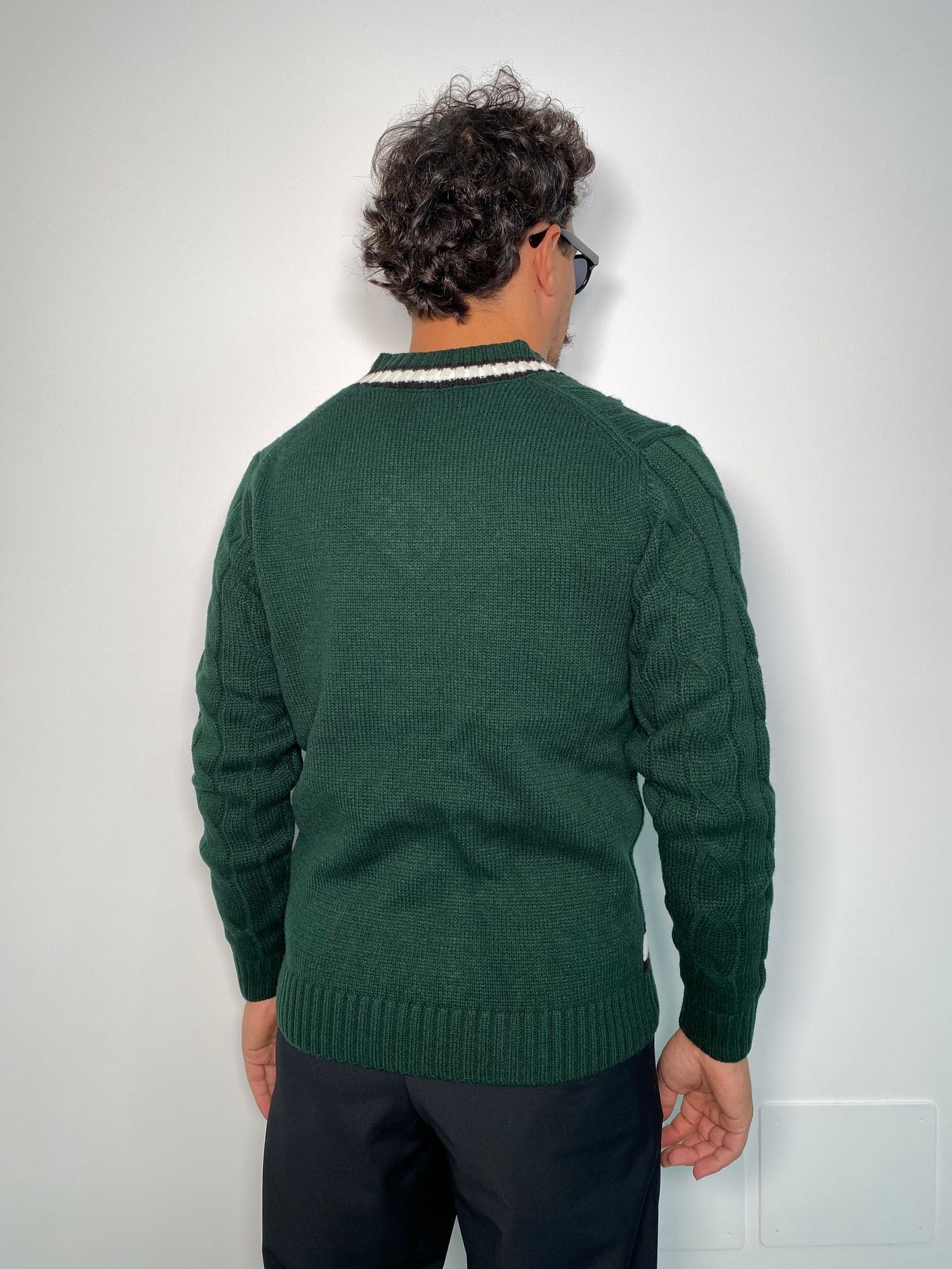 MAGLIA SCOLLO V PUNTA DI DIAMANTE A TRECCE FINEZZA 7 IN MISTO LANA - REGULAR FIT