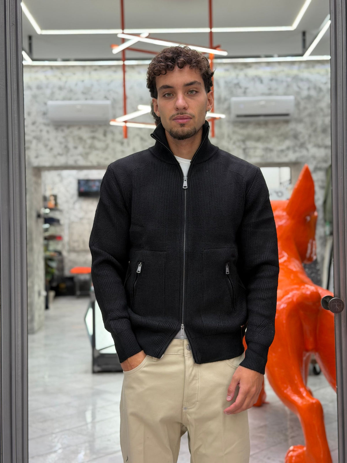 MAGLIA APERTA CON ZIP E TASCHE ZIPPATE - REGULAR FIT GL35051-F26.NER