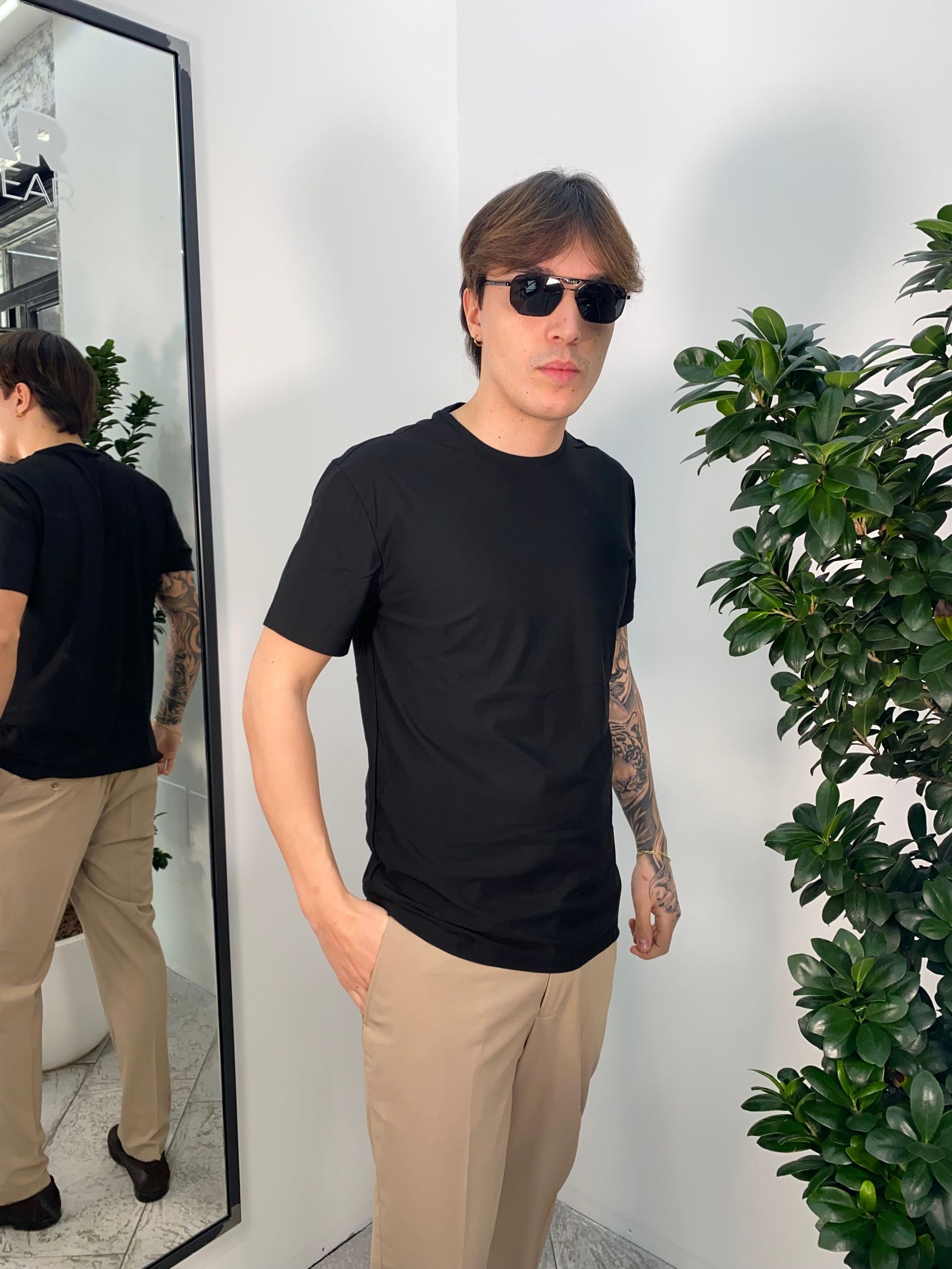 T-SHIRT IN TESSUTO TECNICO ELASTICIZZATO EXTRA LIGHT - SLIM FIT GL1001TB-S25.NER
