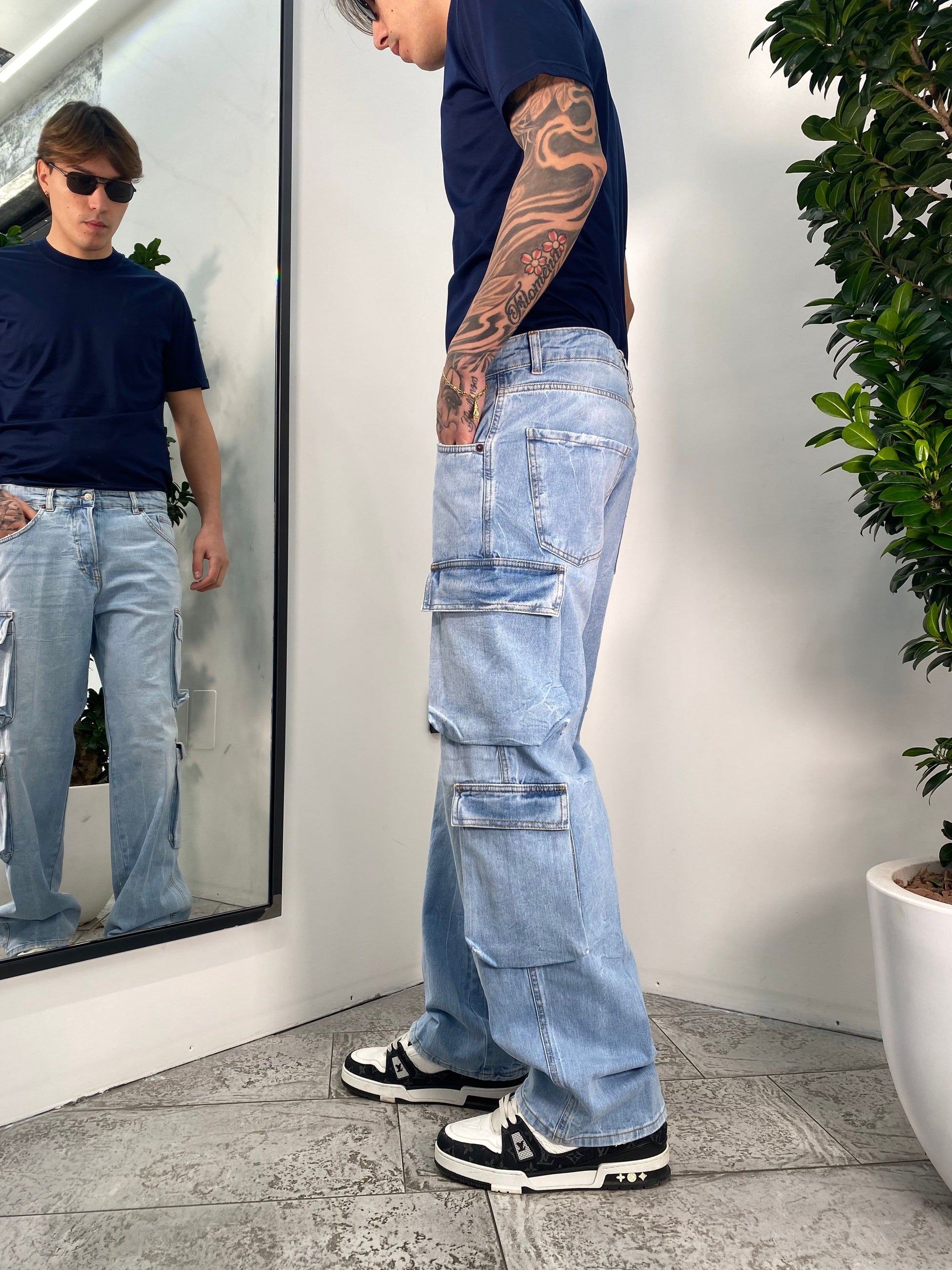 JEANS CARGO IN TELA FISSA CON TASCONI LAVAGGIO CHIARO - RELAXED FIT FRED L11/25