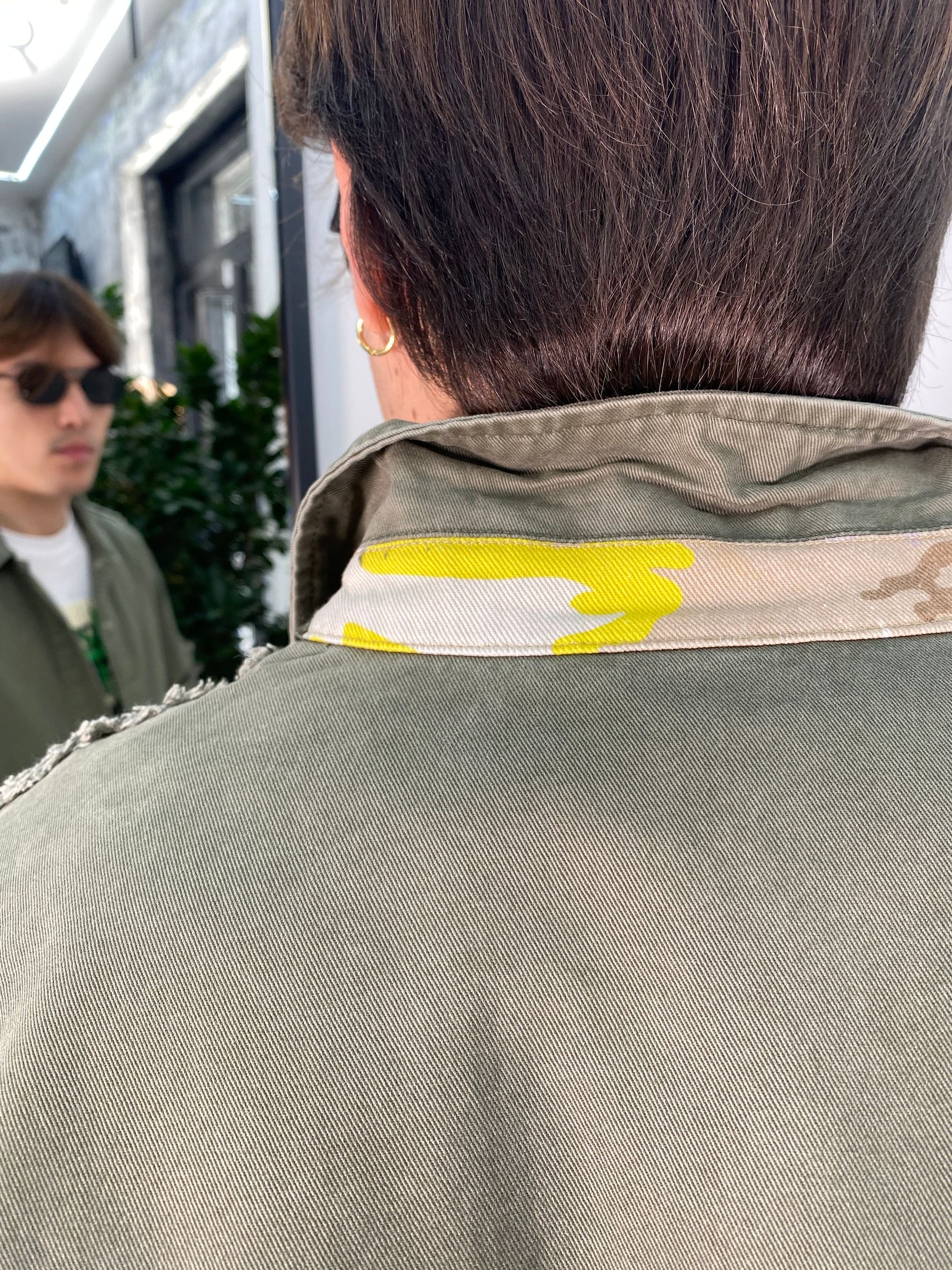 OVERSHIRT MILITARE CON BOTTONI AUTOMATICI E ABRASIONI - OVERSIZE FIT GL338R.VMIL