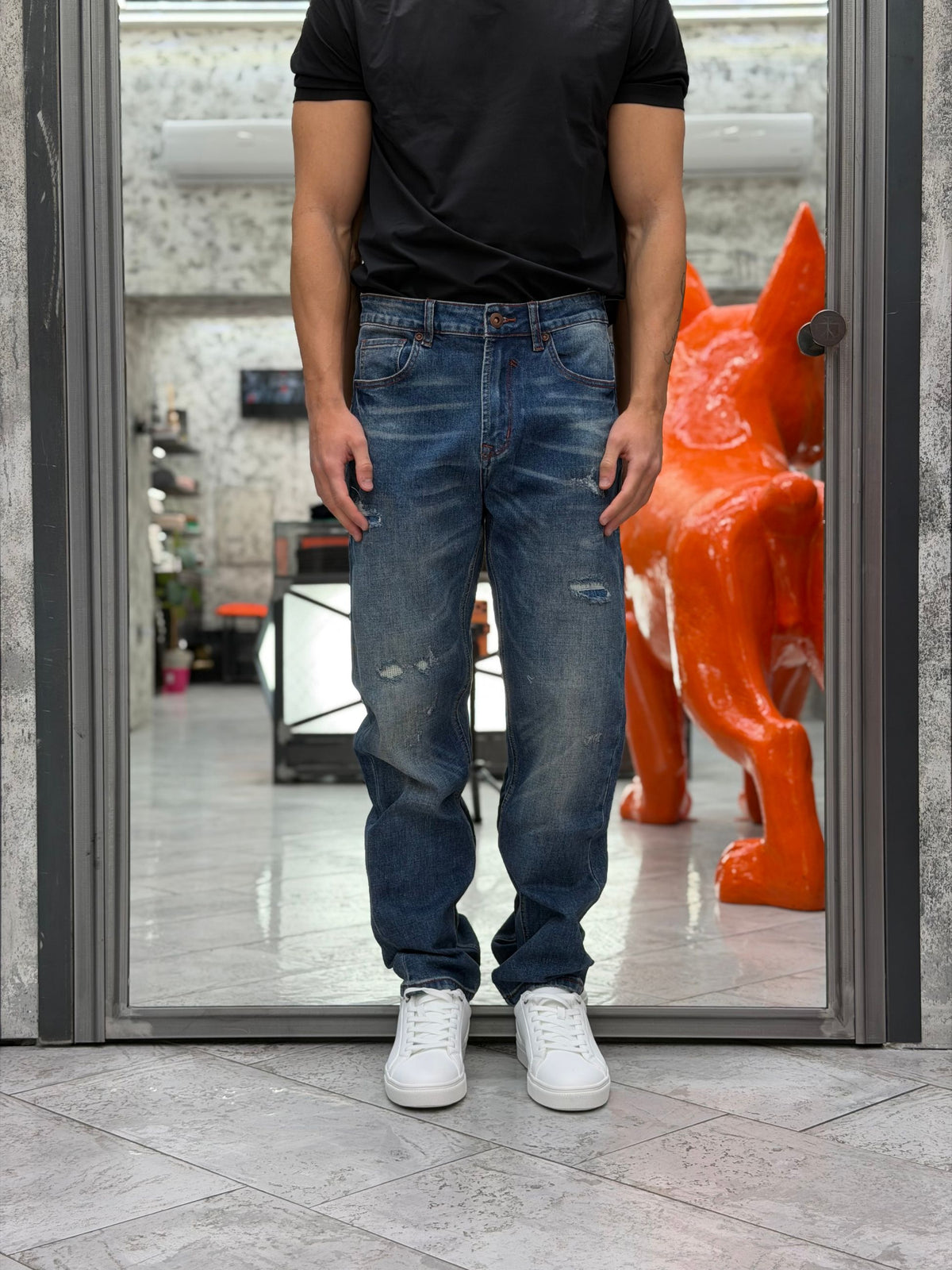 JEANS ALEX DARK WASH CON ABRASIONI E CUCITURE ROSSE - STRAIGHT FIT GL2562YH