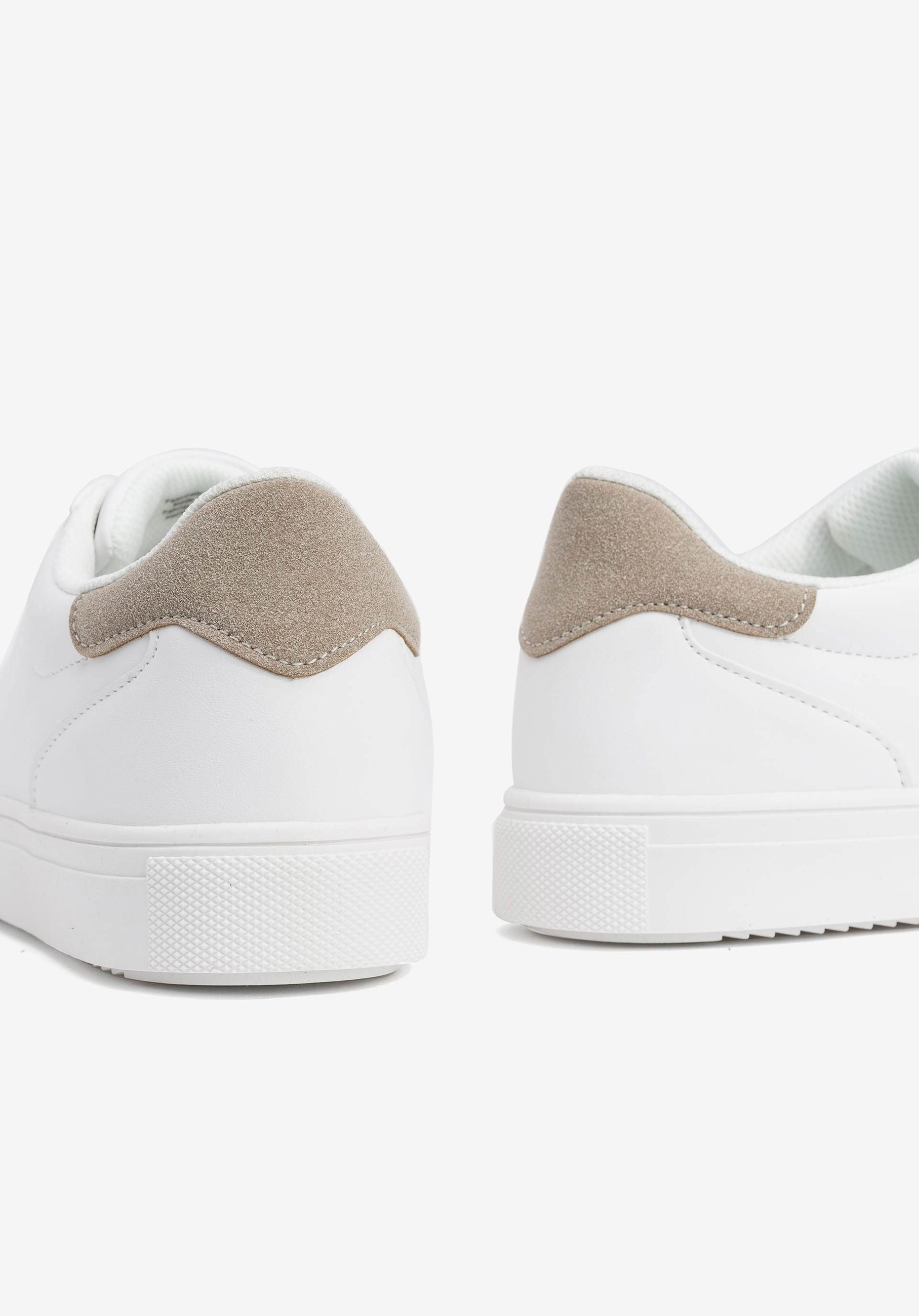 SNEAKERS LUKE CON INSERTO IN CONTRASTO SUL TALLONE 10048625