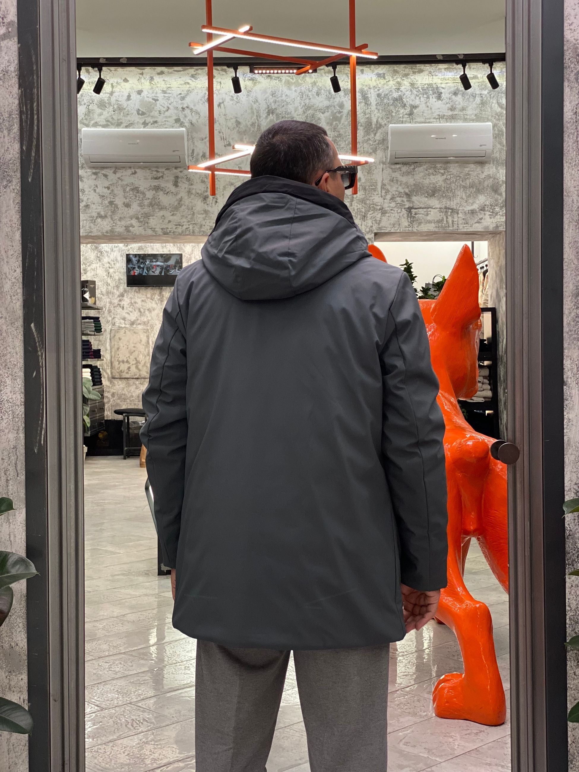 PARKA LUNGO CON CAPPUCCIO IN TESSUTO TECNICO WATERPROOF & WINDPROOF - REGULAR FIT MK24007-F25.PIO