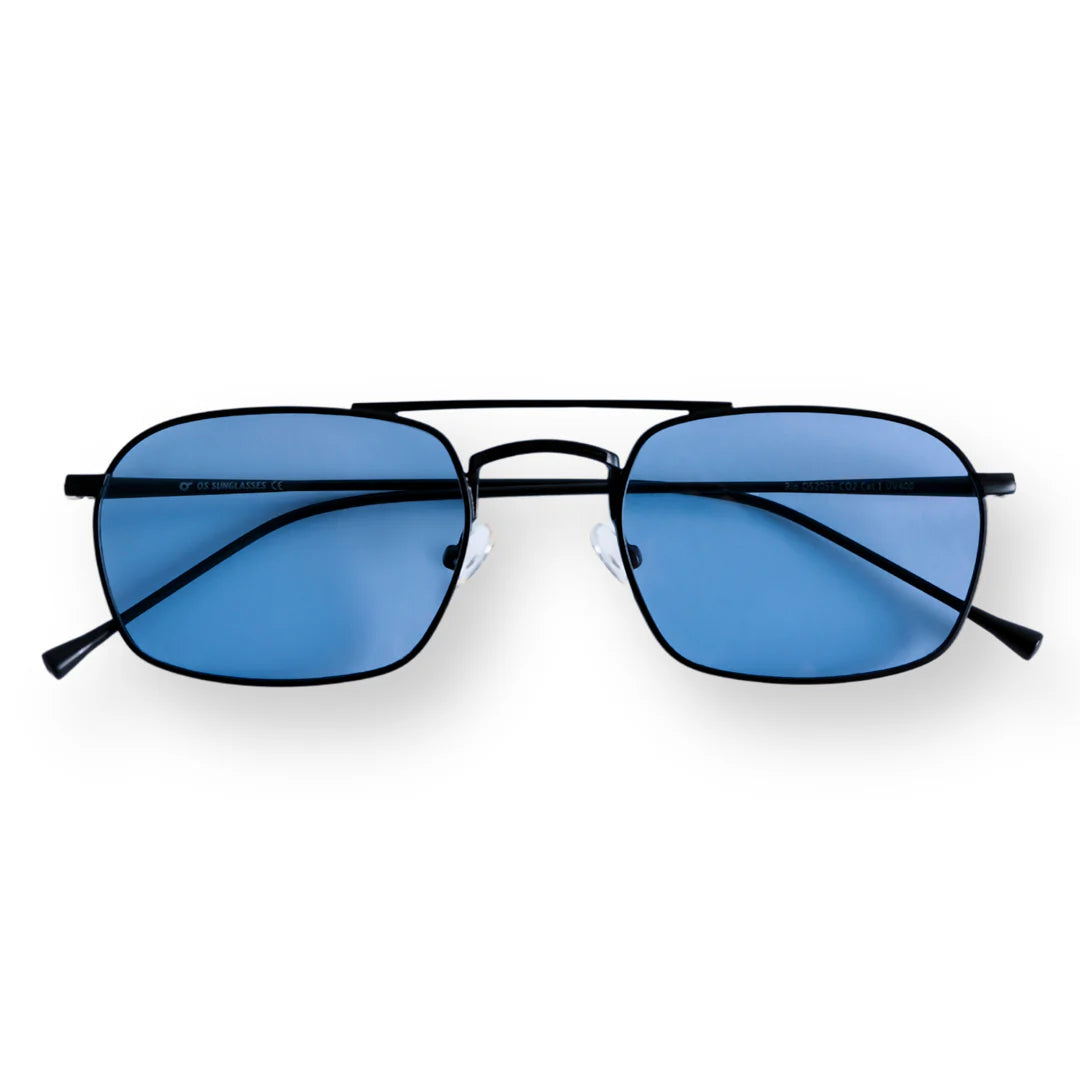 OCCHIALI RIO
COLORE MONTATURA NERO
COLORE LENTE BLU OS2055-C02