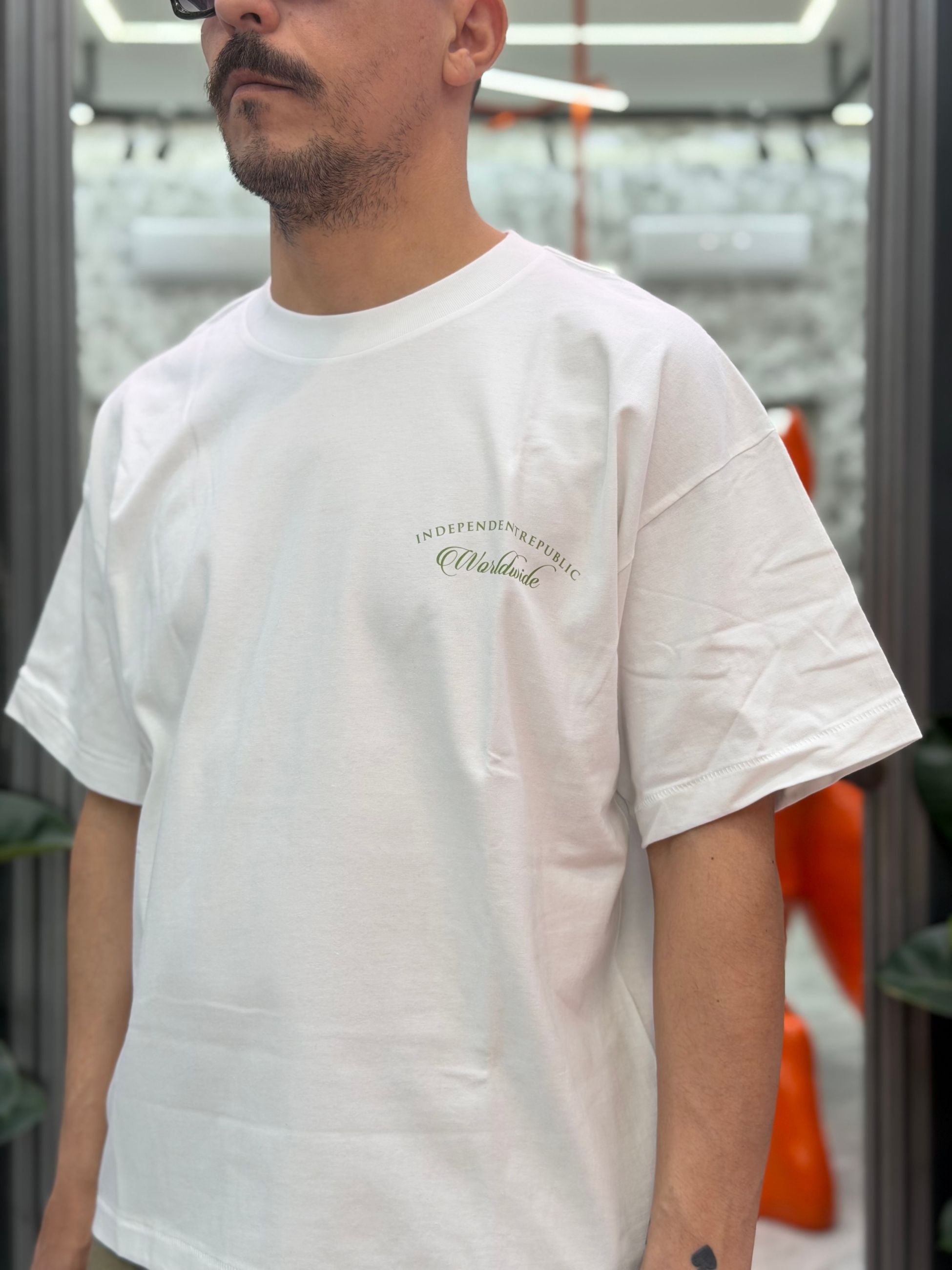 T-SHIRT MARRAKECH BOXY/CROPPED FIT CON STAMPA SUL RETRO MARRAKECH.BIA