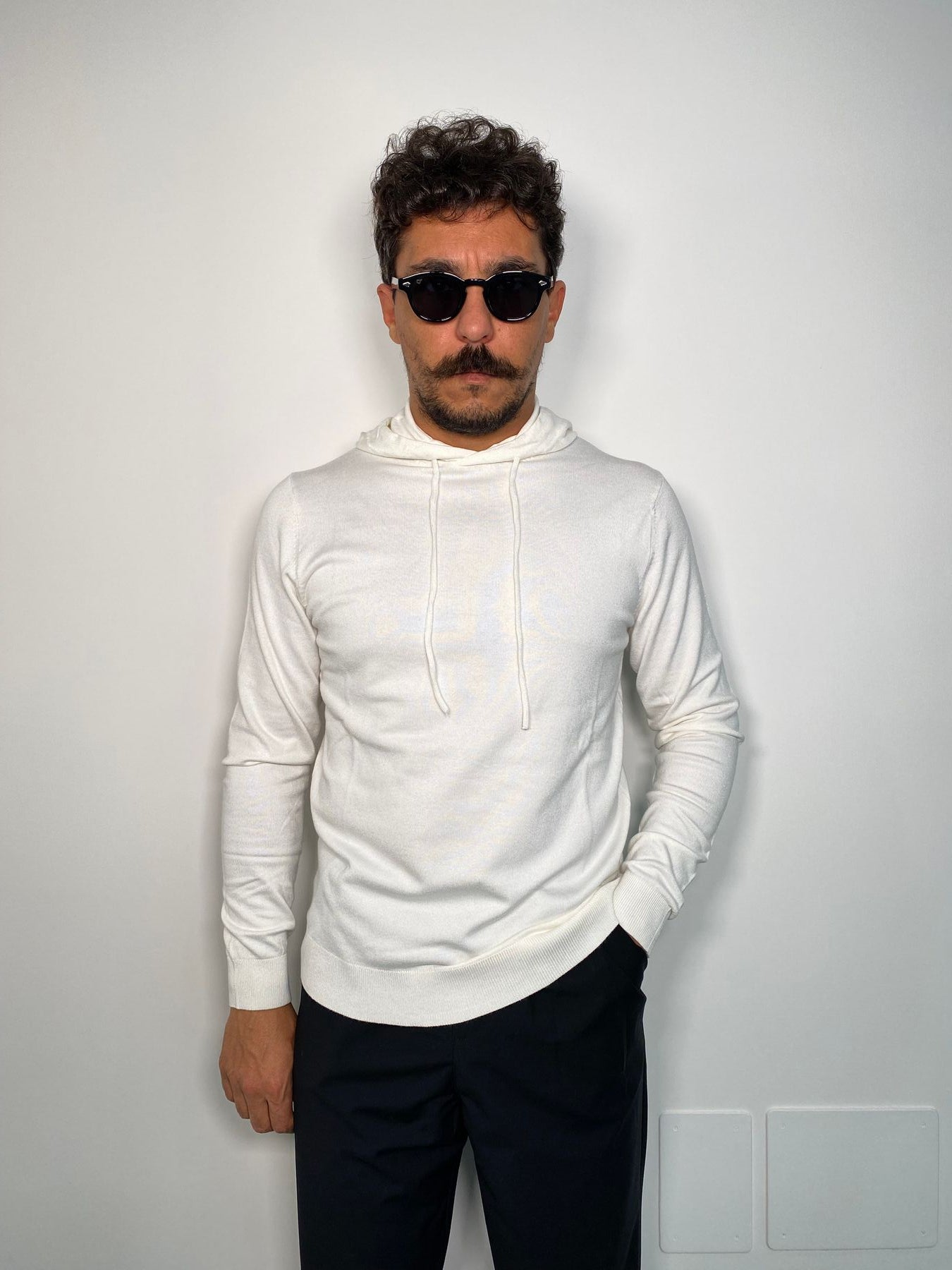 MAGLIA CAPPUCCIO BASIC IN MISTO VISCOSA - REGULAR FIT
