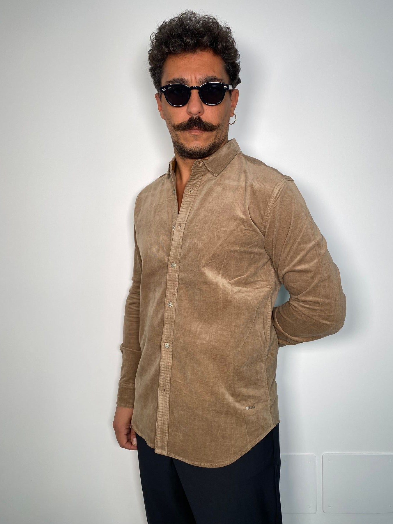 CAMICIA IN VELLUTO A COSTE ELASTICIZZATO - SLIM FIT