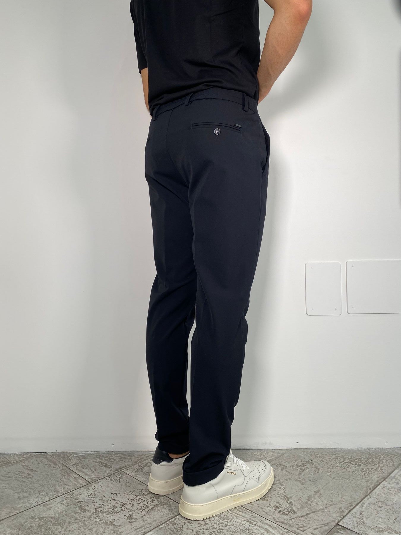 PANTALONE DA ABITO IN MORBIDO TESSUTO PUNTO MILANO ELASTICIZZATO CON COULISSE - REGULAR SLIM FIT