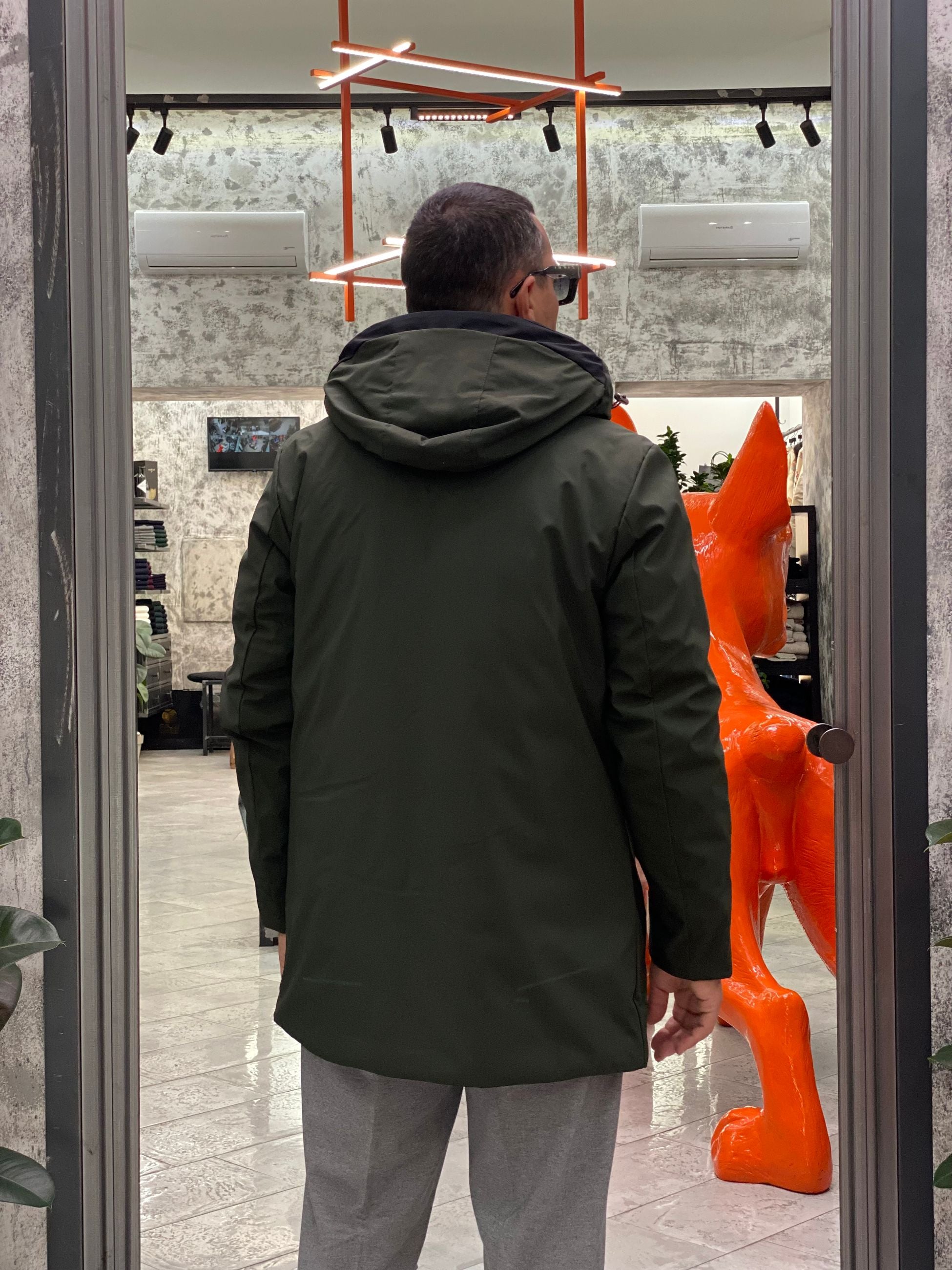 PARKA LUNGO CON CAPPUCCIO IN TESSUTO TECNICO WATERPROOF & WINDPROOF - REGULAR FIT MK24007-F25.VMIL