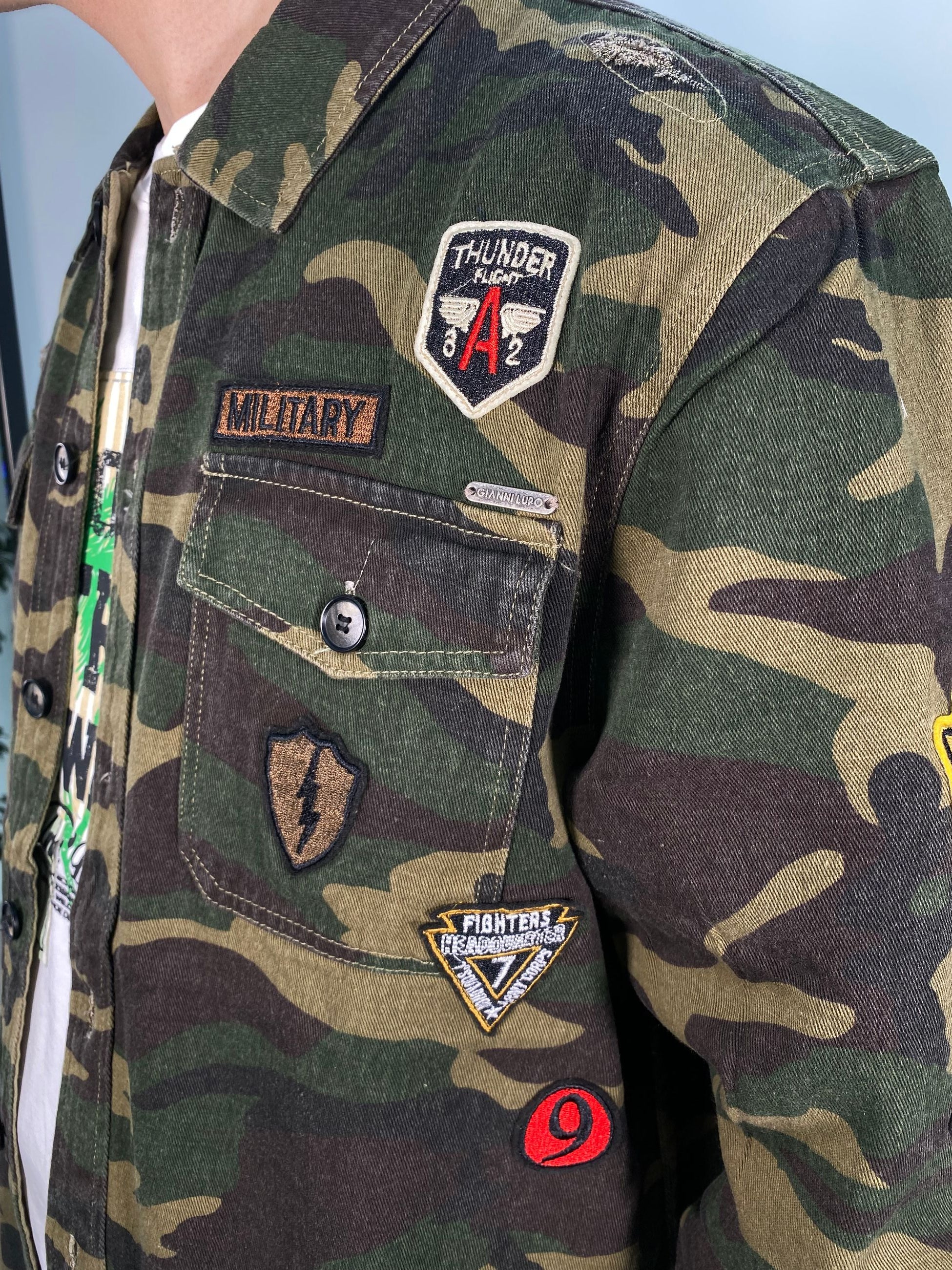 OVERSHIRT MILITARE CON PATCH E ABRASIONI GL333R
