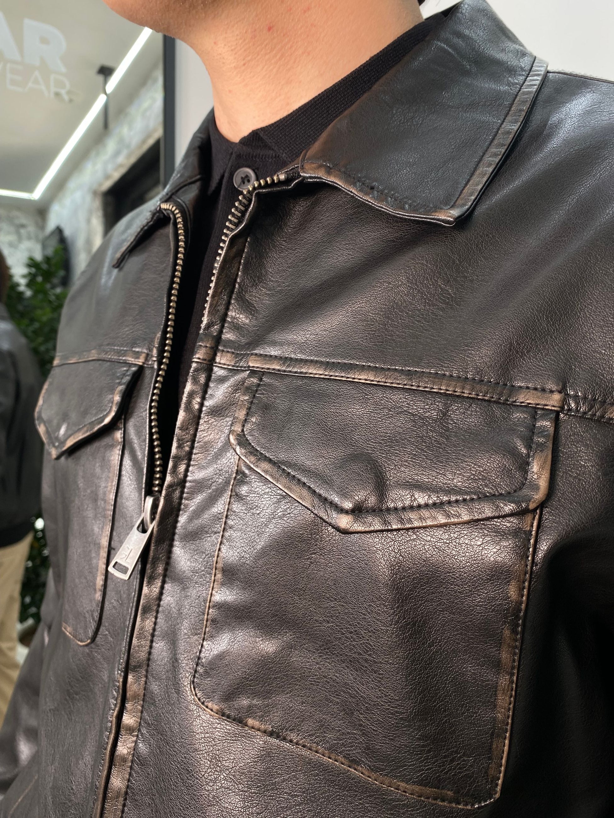 GIUBBINO IN ECOPELLE MODELLO AVIATOR EFFETTO VINTAGE CON TASCHINI - REGULAR FIT GL9810.NER