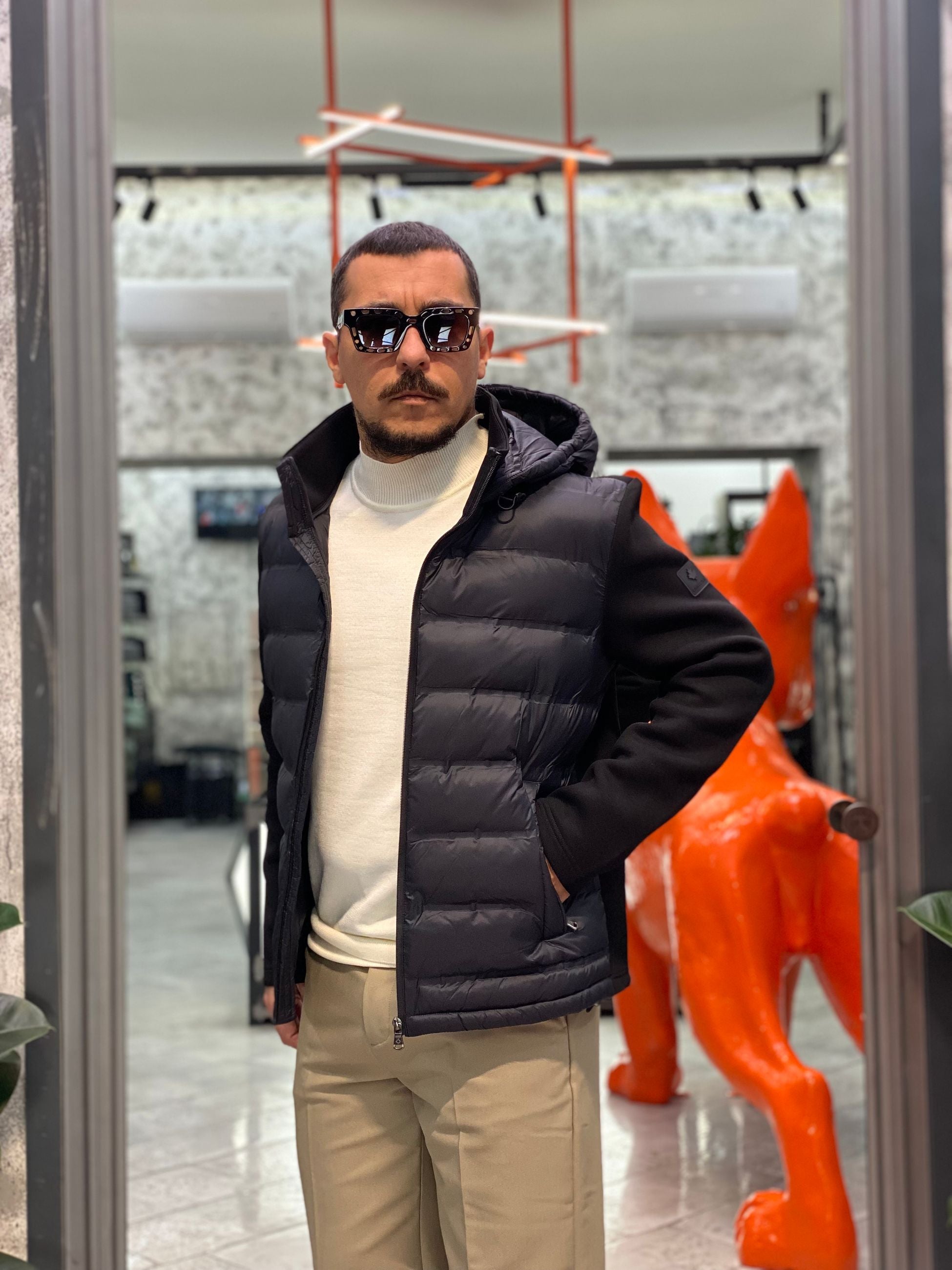 GIUBBINO GUNN CON CAPPUCCIO IN TESSUTO COMBINATO SCUBA-BONDED ELASTICIZZATO - COMFORT FIT CN.G225326.NER