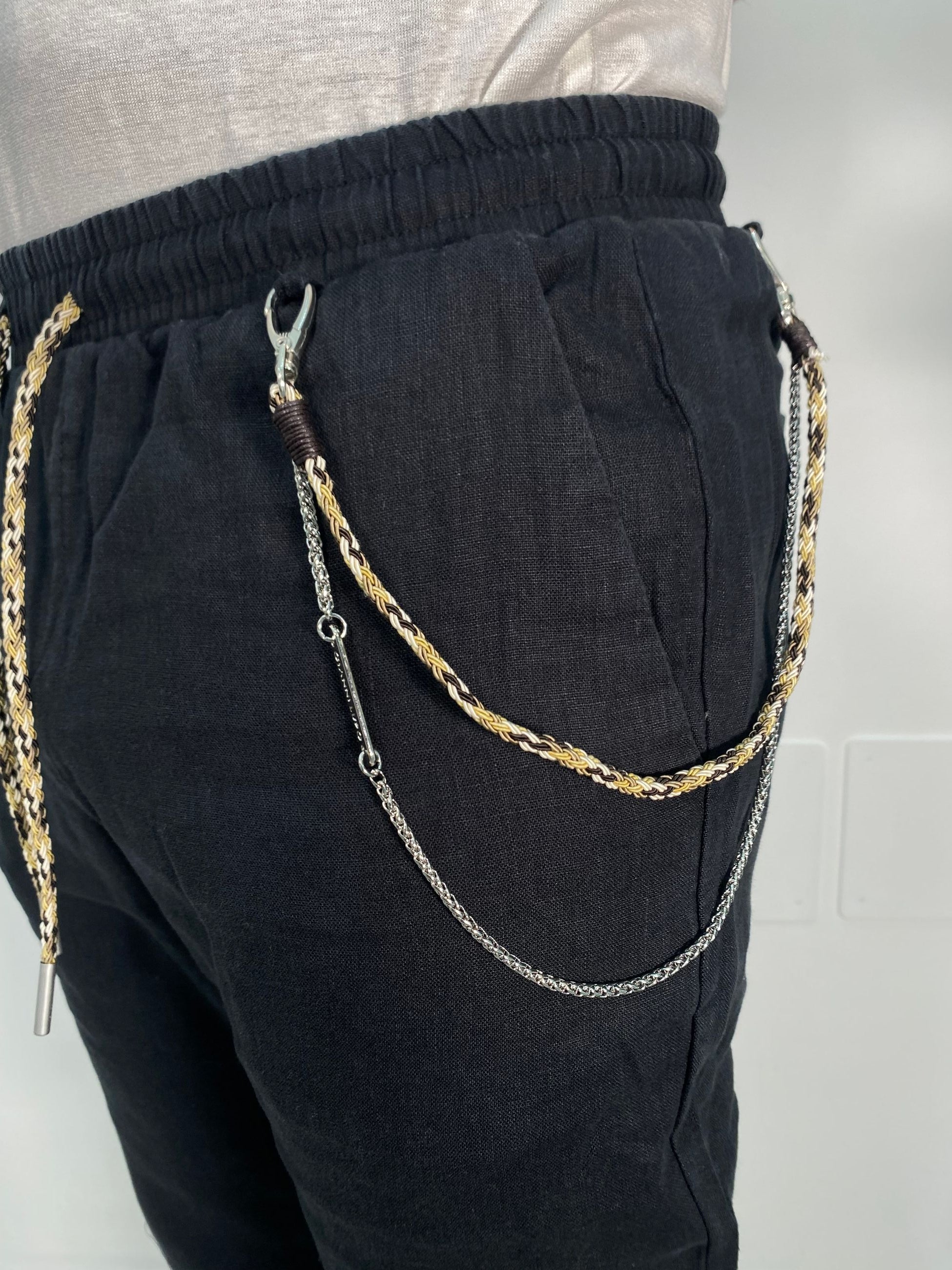 PANTALACCIO IN 100% LINO CON ACCESSORIO CATENA REMOVIBILE - REGULAR FIT FJ3270-S25.NER