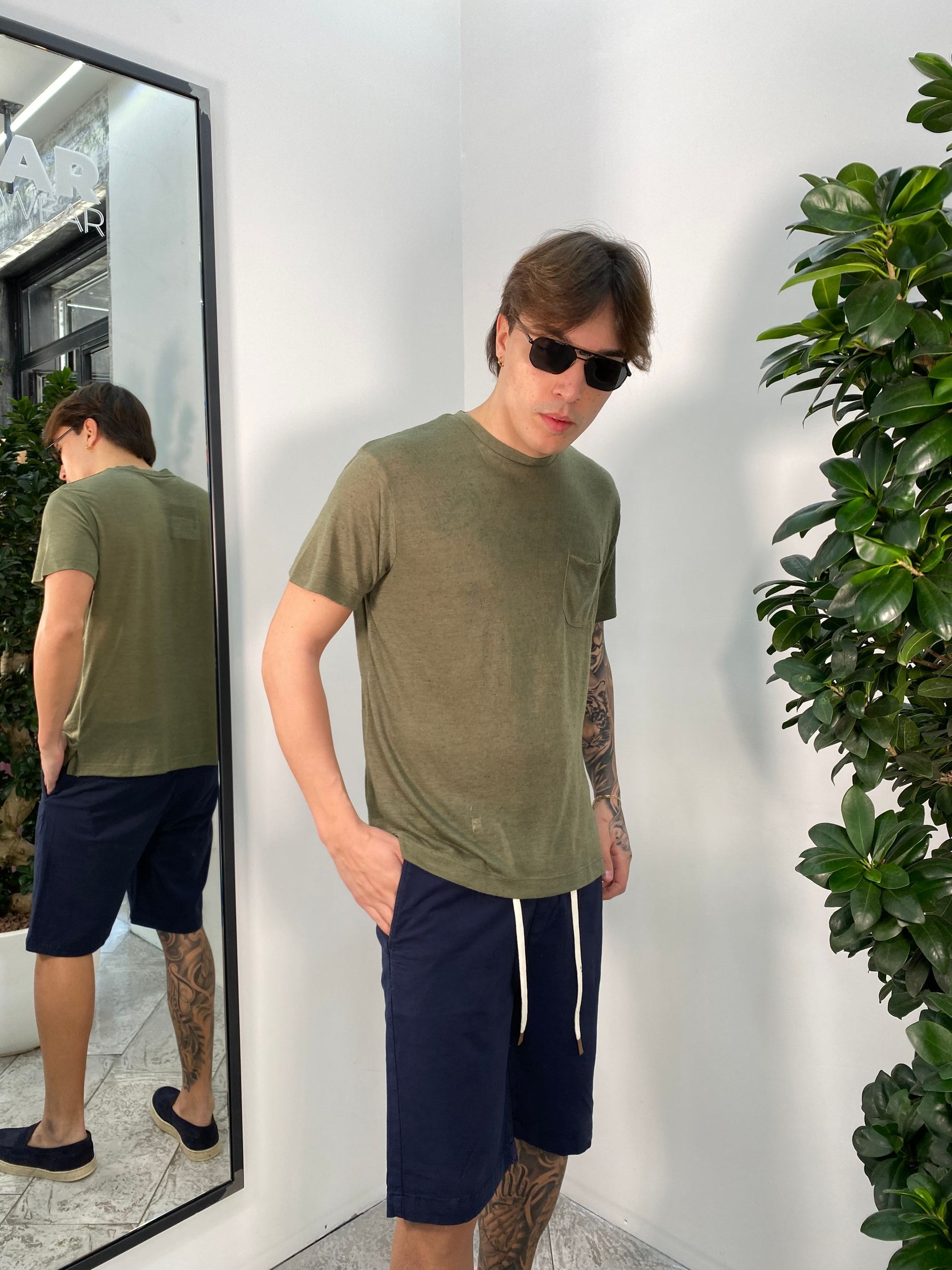 T-SHIRT IN MISTO LINO EFFETTO PUNTINATO CON TASCHINO - REGULAR FIT TE2956SS.VMIL