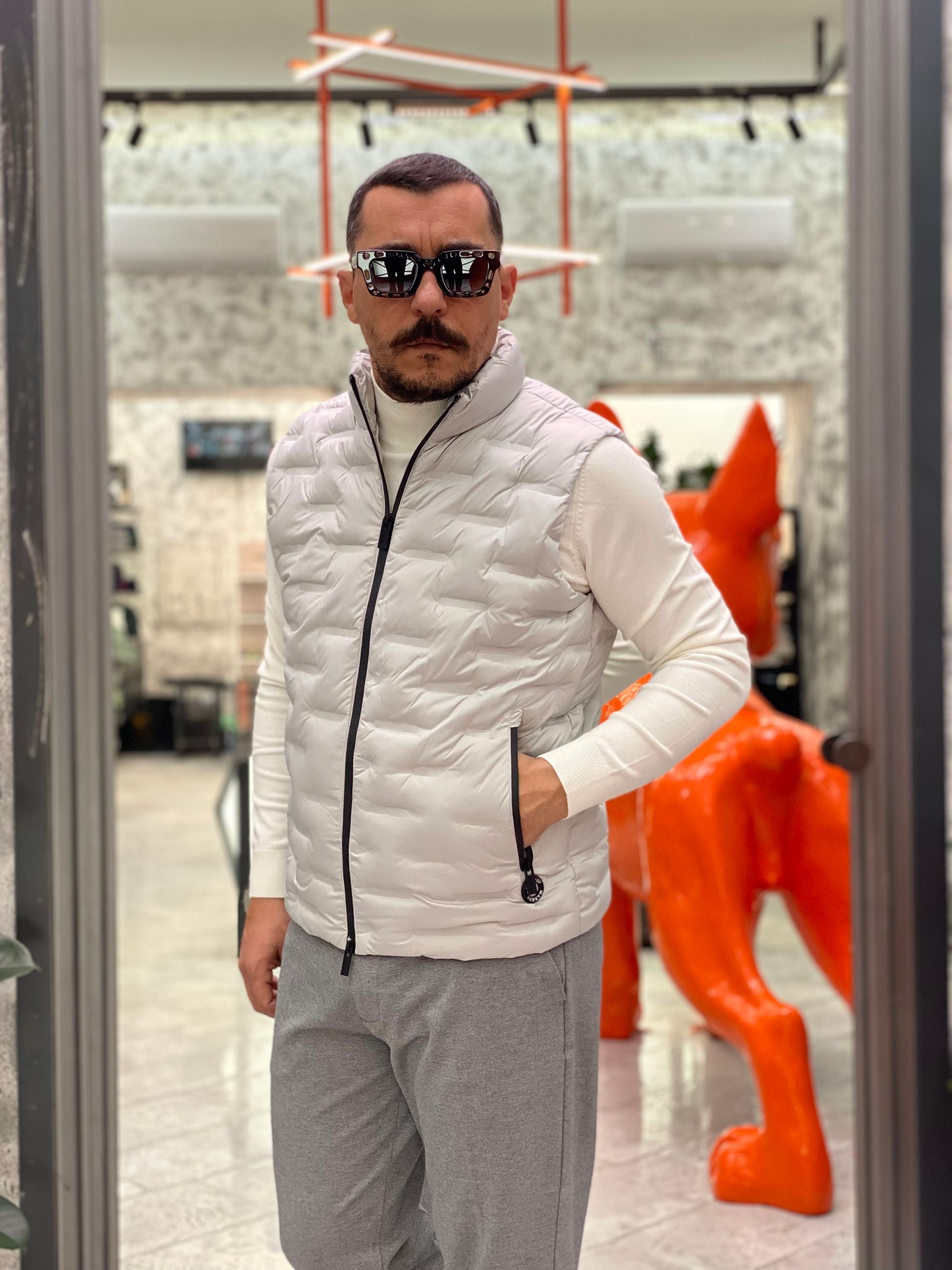 GIUBBINO SMANICATO LUPETTO TRAPUNTATO IN TESSUTO SOFTSHELL STRETCH - REGULAR FIT MK9940026.GRI