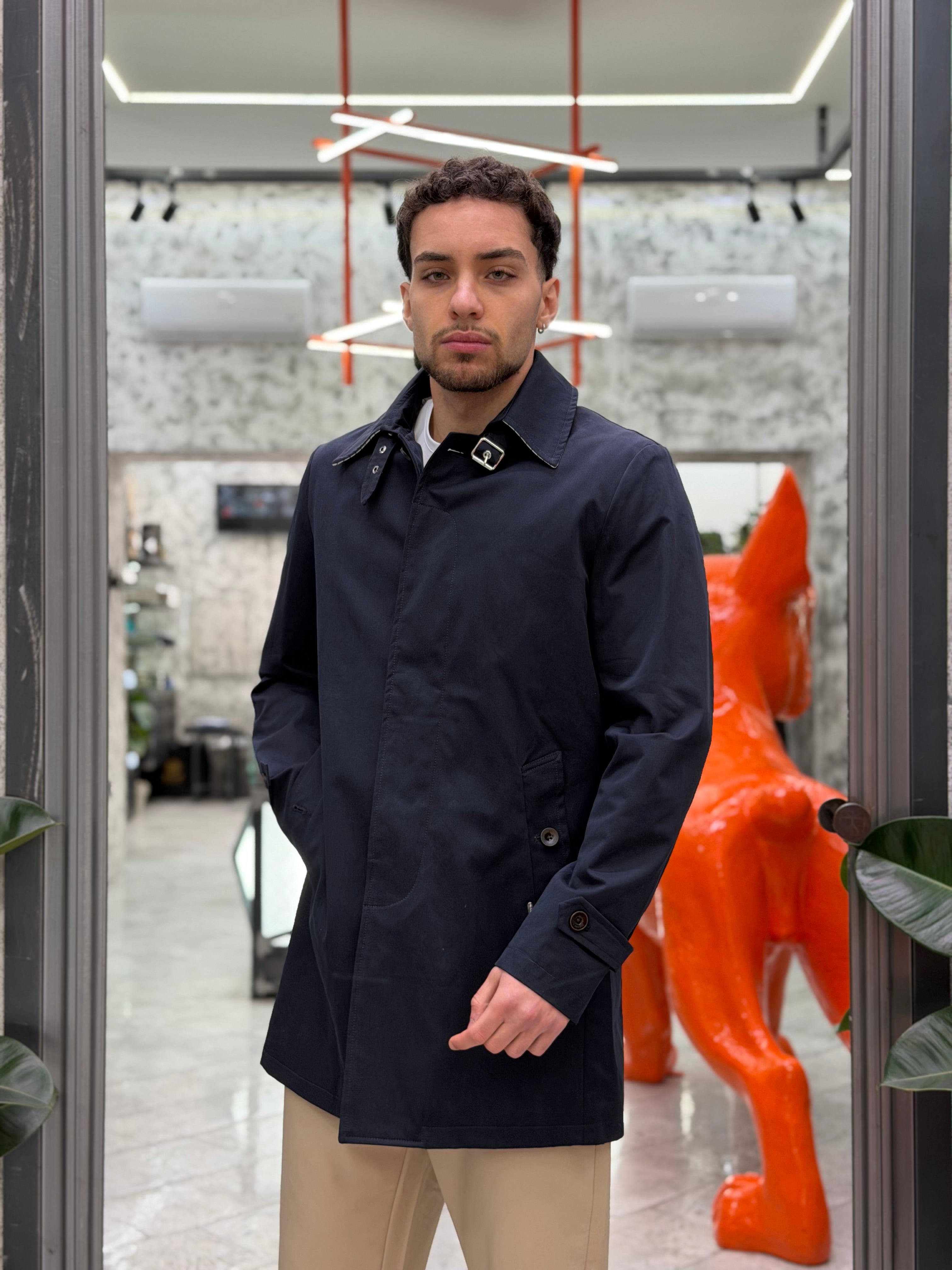 TRENCH CON TASCHE A FILO CON BOTTONE - REGULAR FIT GL9806-S26.BLU