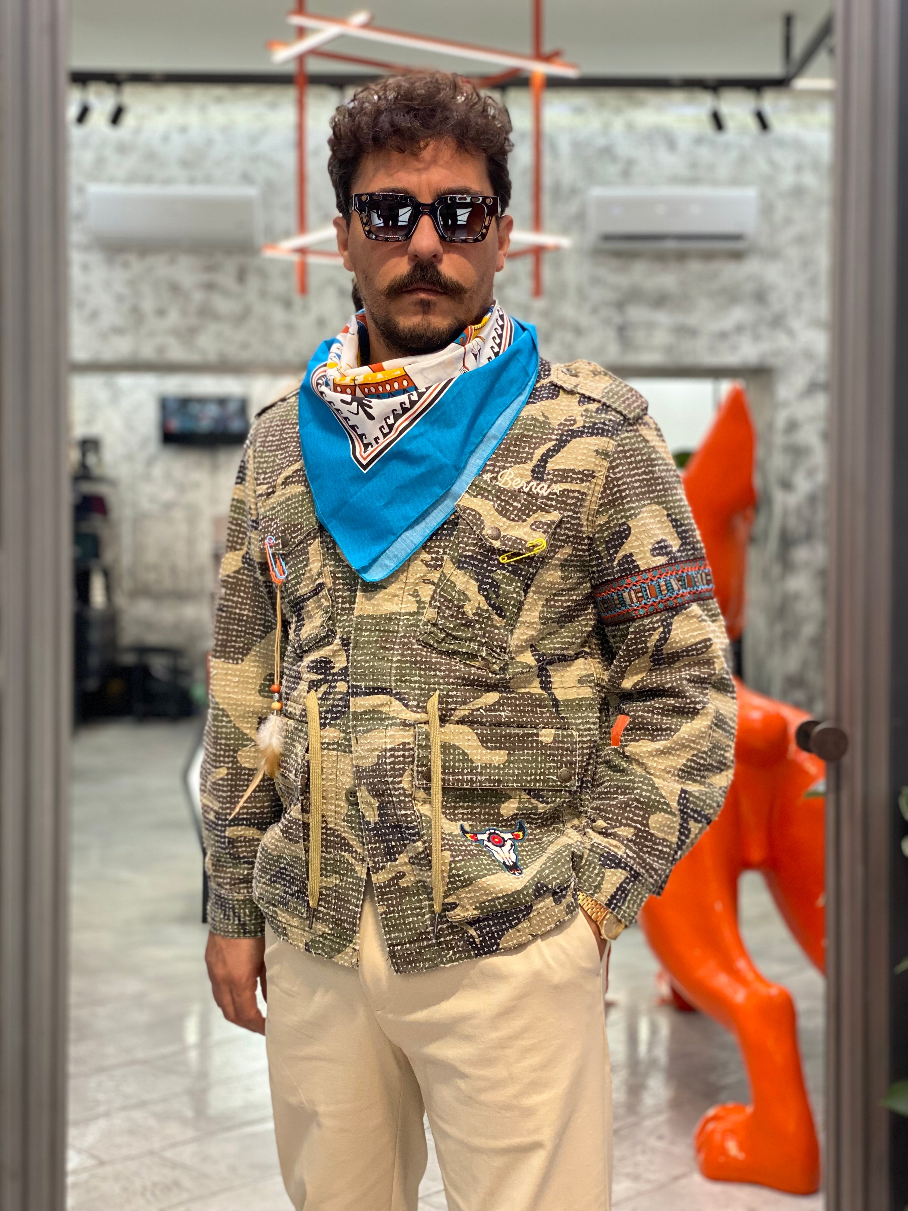 FIELD JACKET CAMOUFLAGE IN MISTO COTONE CON COLLETTO CLASSICO, RICAMO FALCO SUL RETRO E FOULARD - REGULAR FIT M252284-30