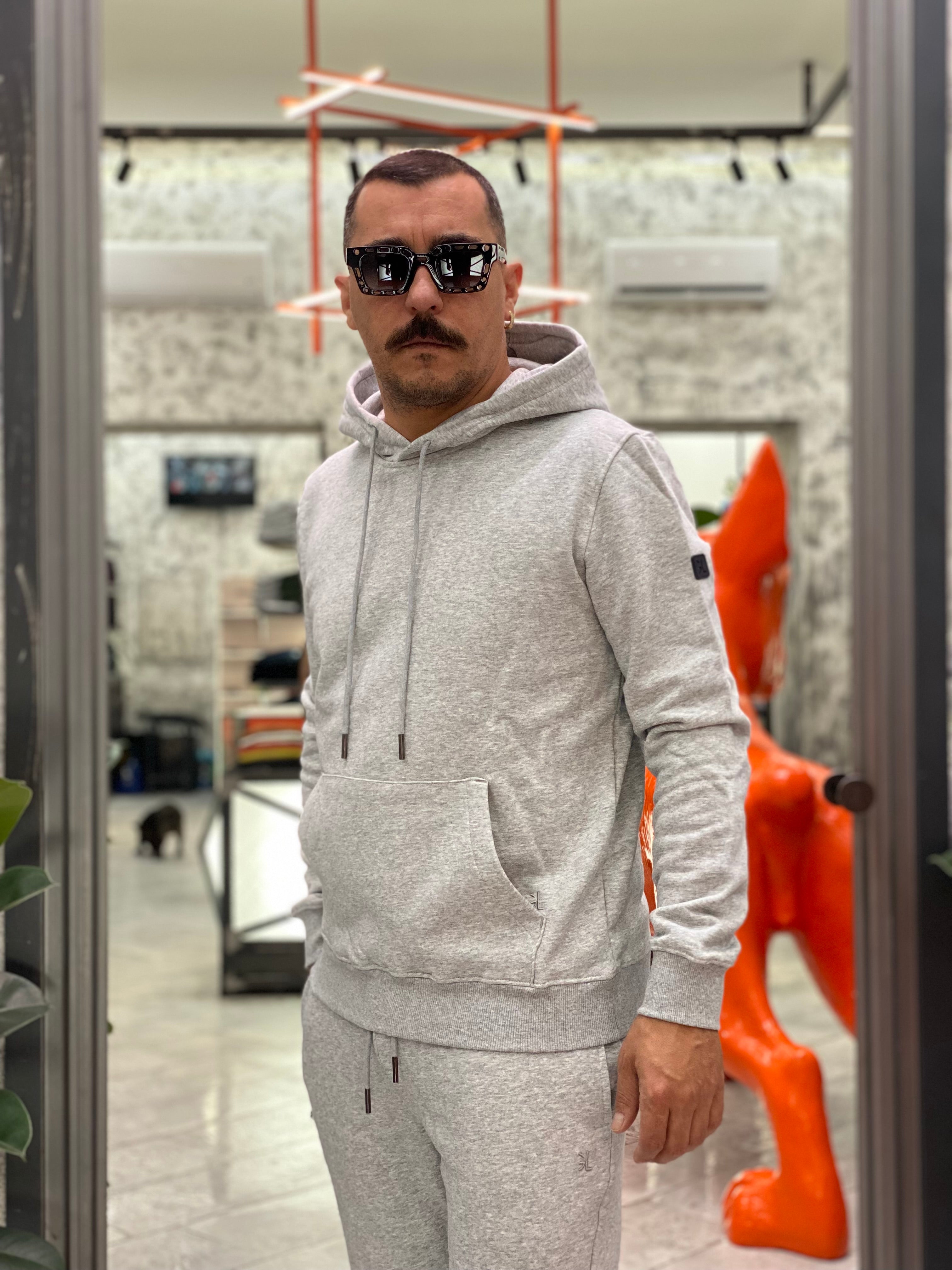 FELPA BASIC CON CAPPUCCIO E TASCONE FRONTALE - REGULAR FIT GL2242F-F25.GRI