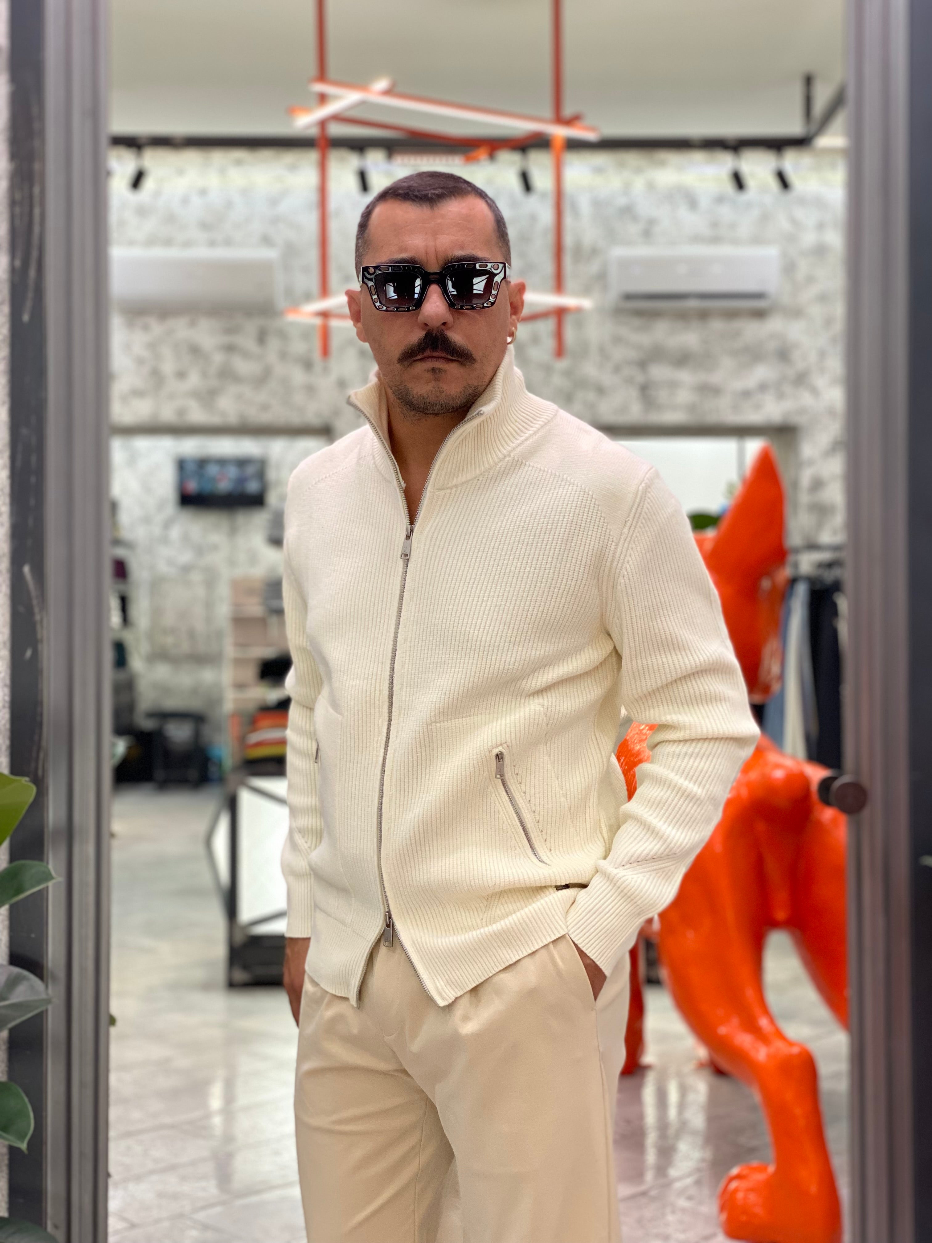 MAGLIA APERTA CON ZIP E TASCHE ZIPPATE - REGULAR FIT GL35051-F25.PAN