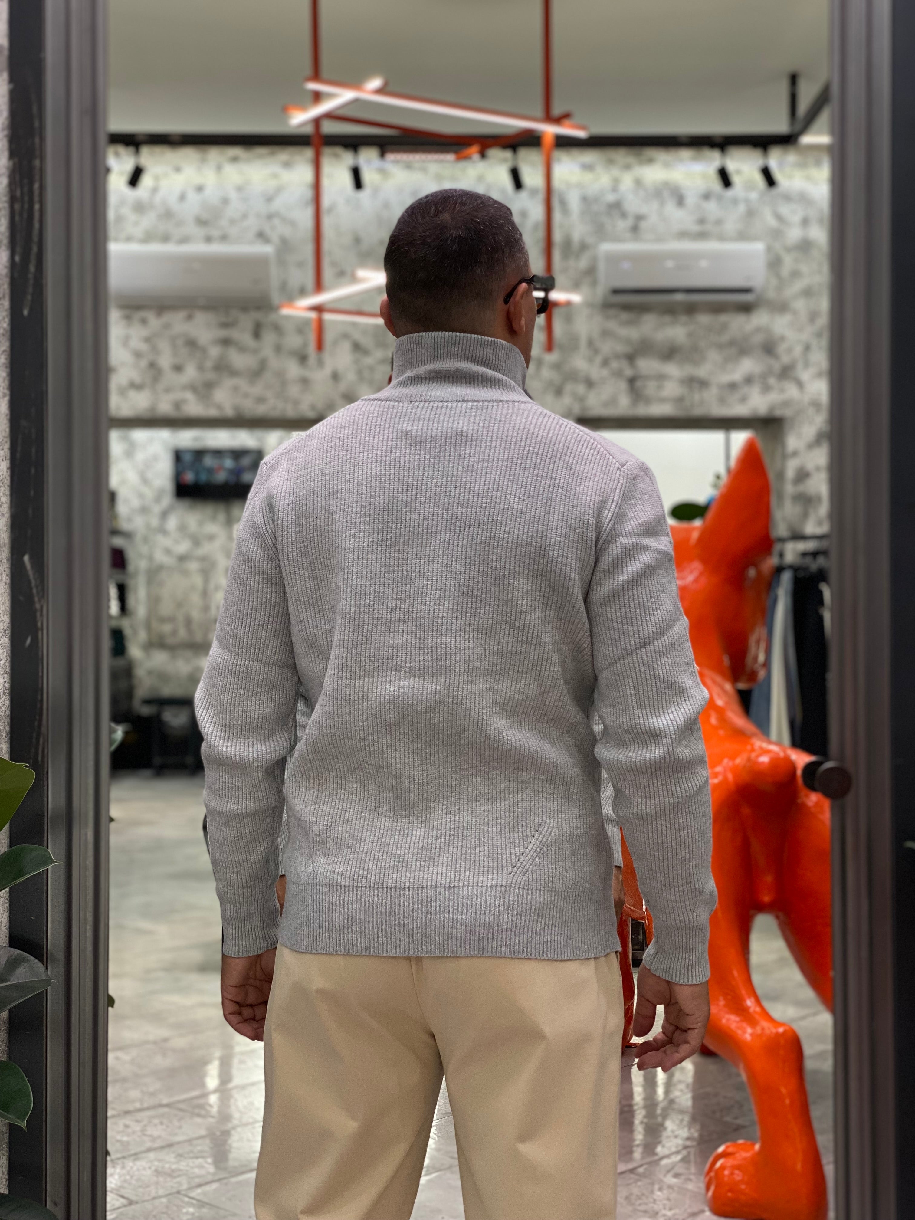 MAGLIA APERTA CON ZIP E TASCHE ZIPPATE - REGULAR FIT GL35051-F25.GRI