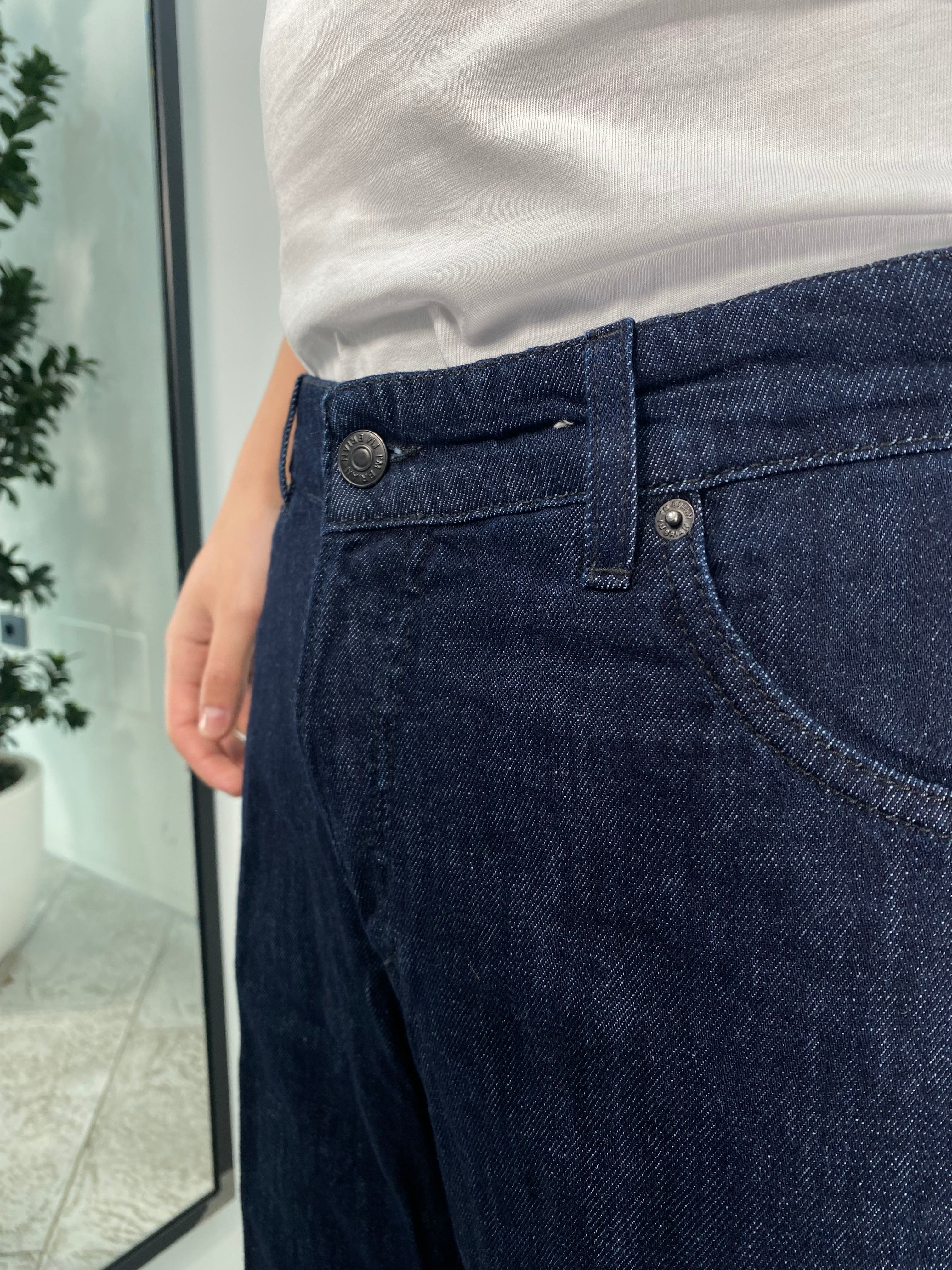 JEANS IN LEGGERO DENIM CHAMBRAY LAVAGGIO ZERO - REGULAR FIT