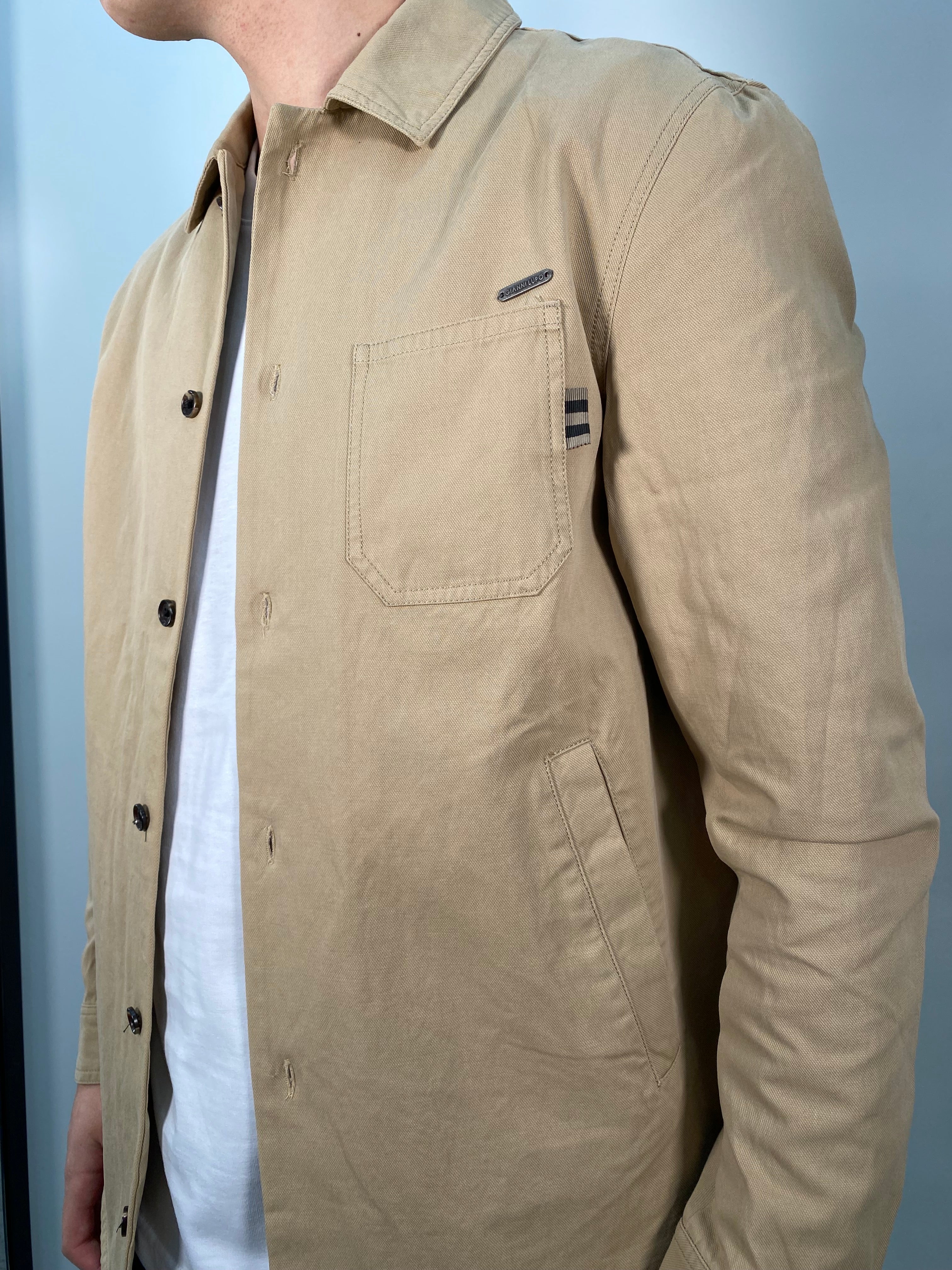 GIACCA CAMICIA IN COTONE CON TASCHINO LATO CUORE E TASCHE A FILETTO - REGULAR FIT