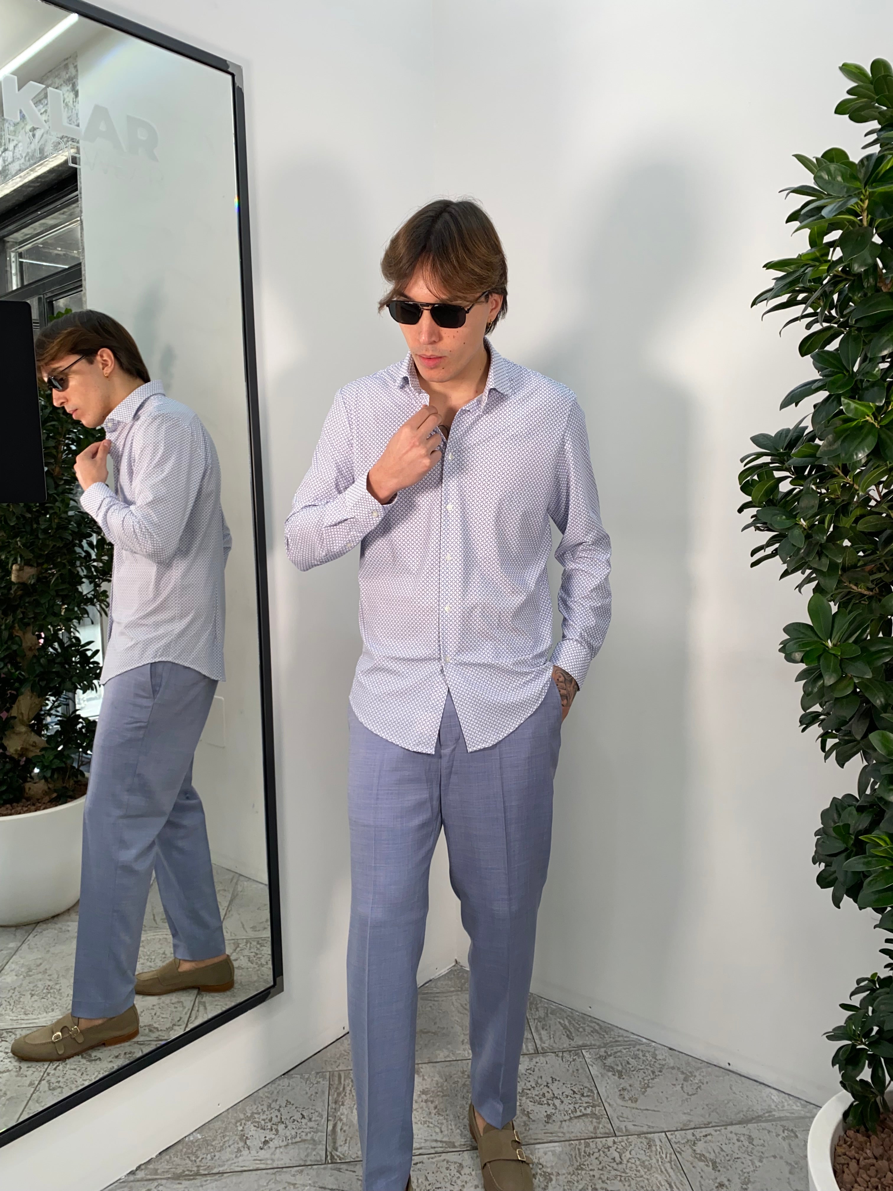 CAMICIA MICRO FANTASIA IN TESSUTO TECNICO ELASTICIZZATO EXTRA LIGHT - NO STIRO - SLIM FIT FIO3681.BLU