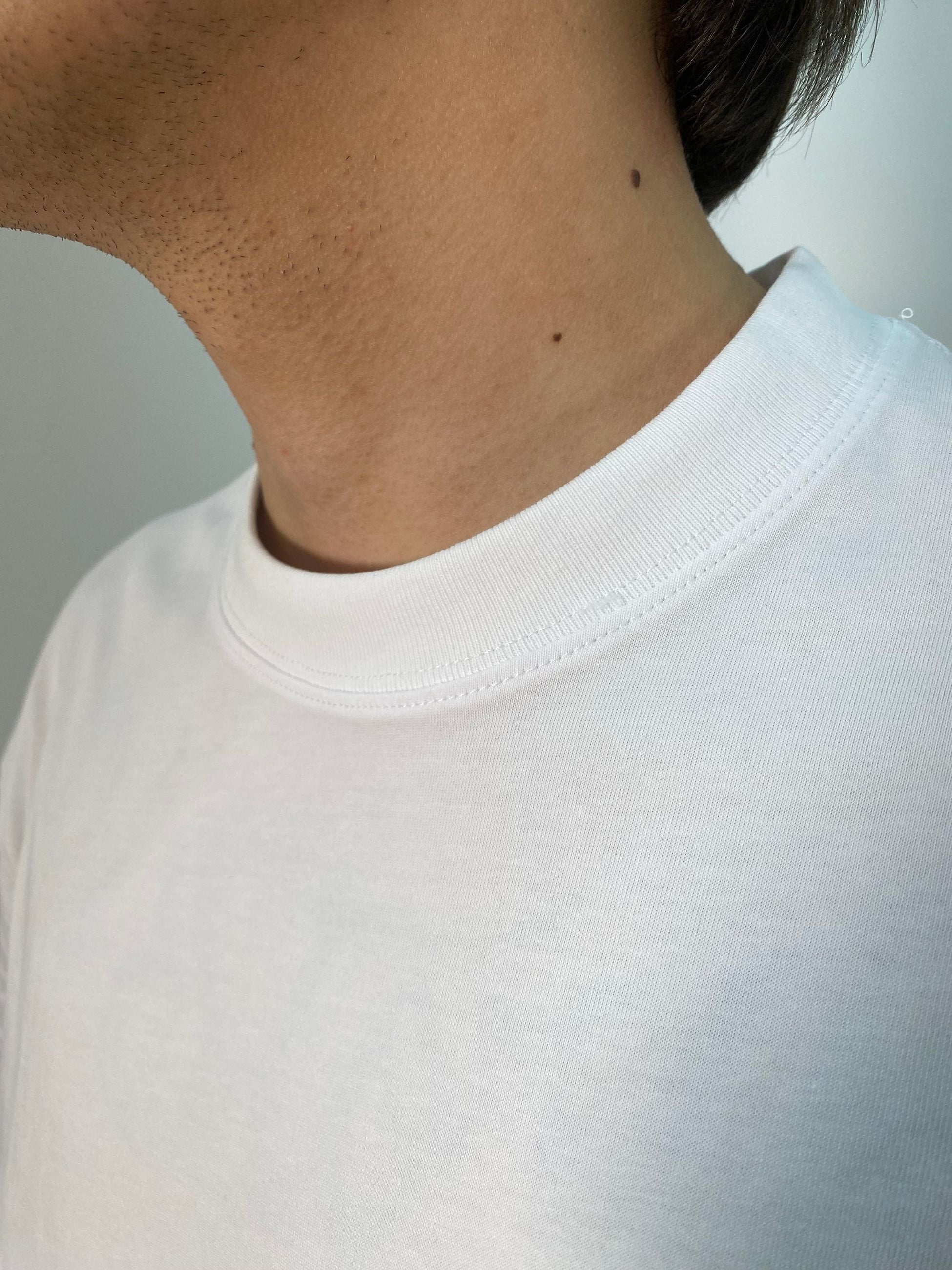 T-SHIRT BASIC IN 100% JERSEY DI COTONE - SEMI OVER FIT GLW2256F-S25.BIA