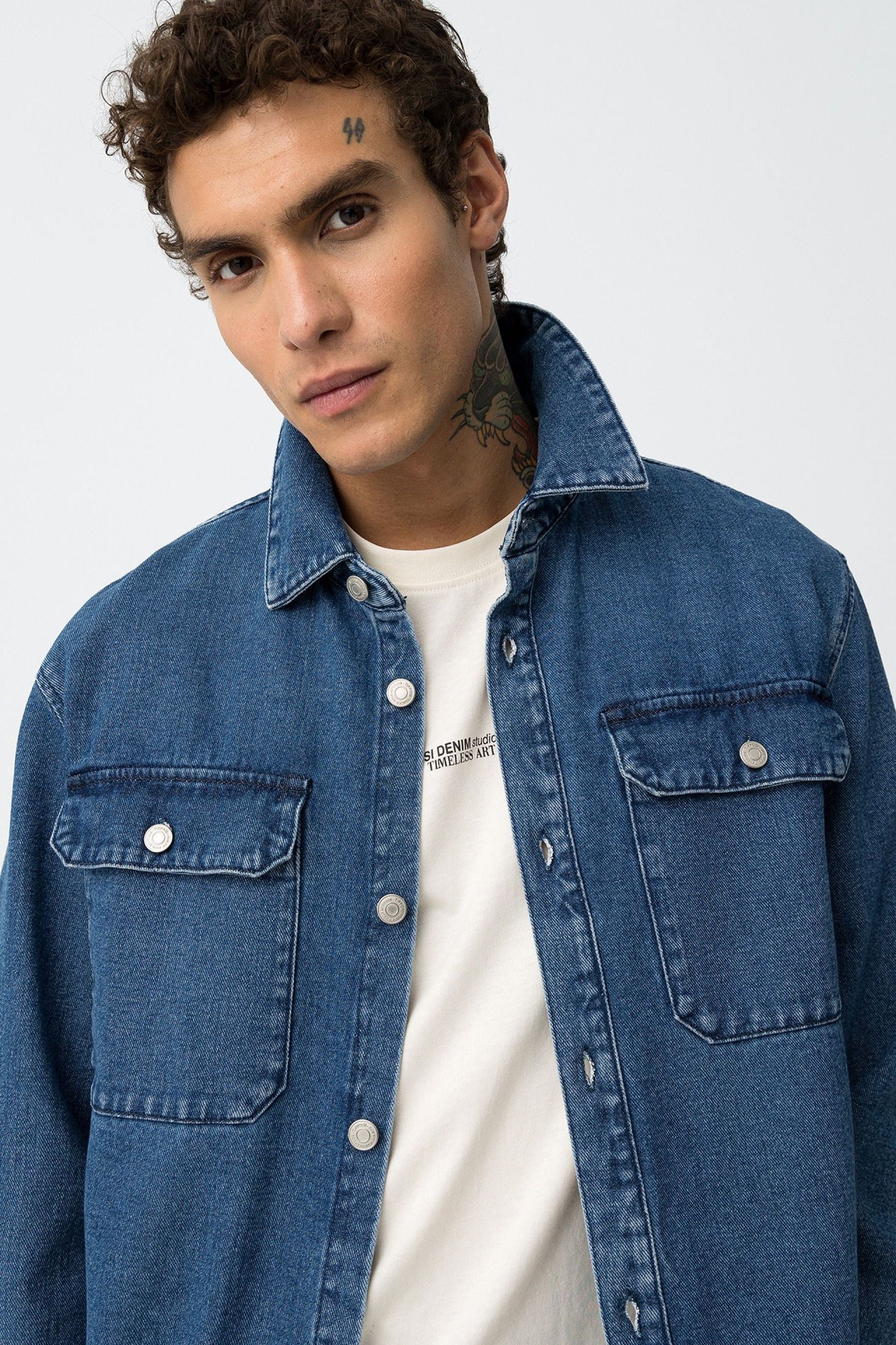 OVERSHIRT CALEB IN DENIM CON TASCHINI - RELAXED FIT 10062466