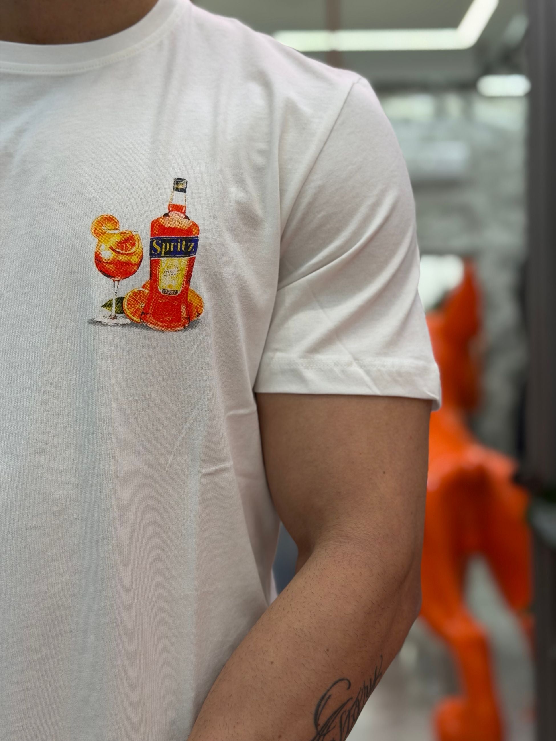 T-SHIRT IN 100% COTONE CON STAMPA SPRITZ FRONTE/RETRO - REGULAR FIT 26S29TG