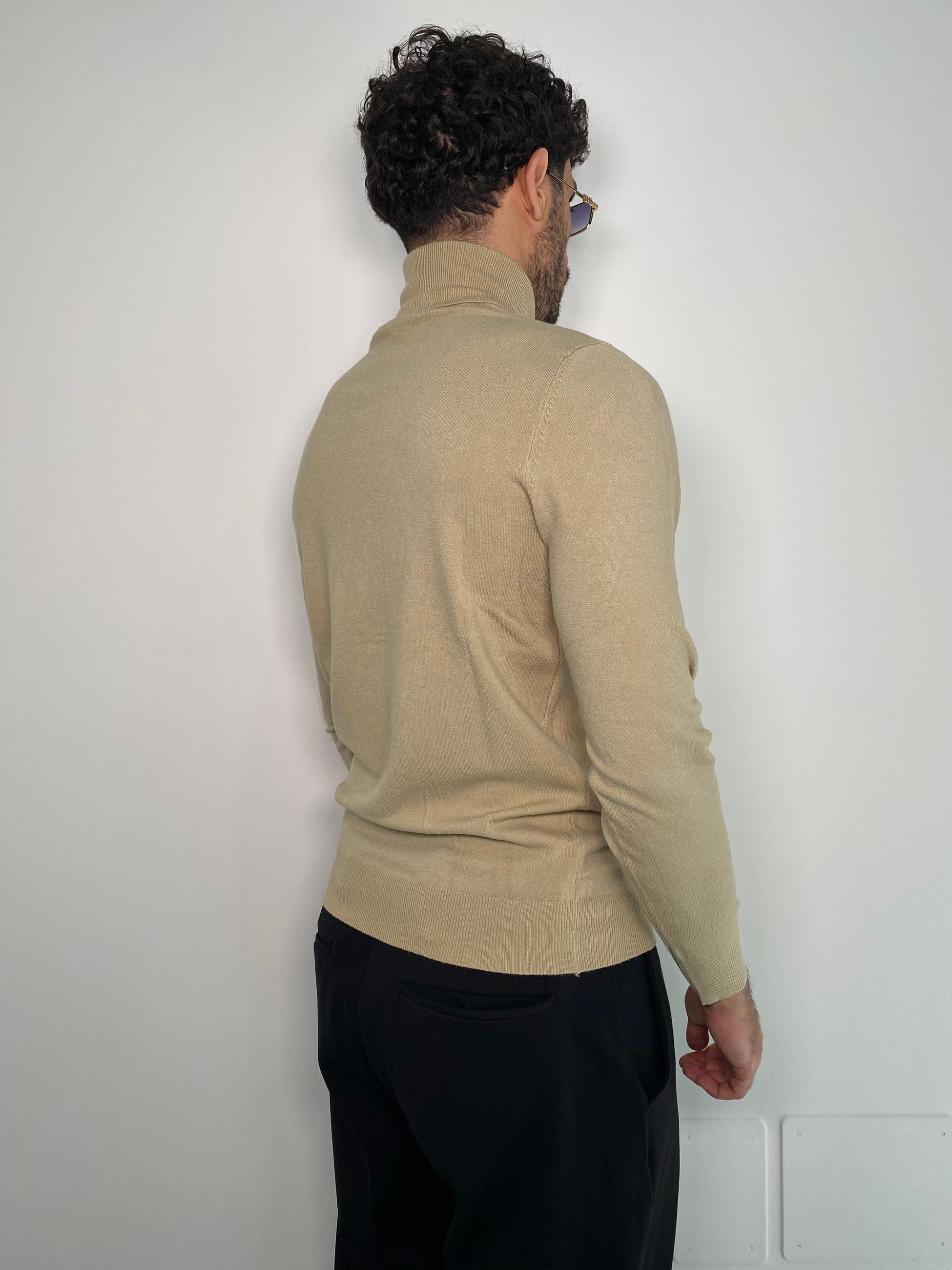 MAGLIA DOLCEVITA BASIC IN MISTO VISCOSA - SLIM FIT