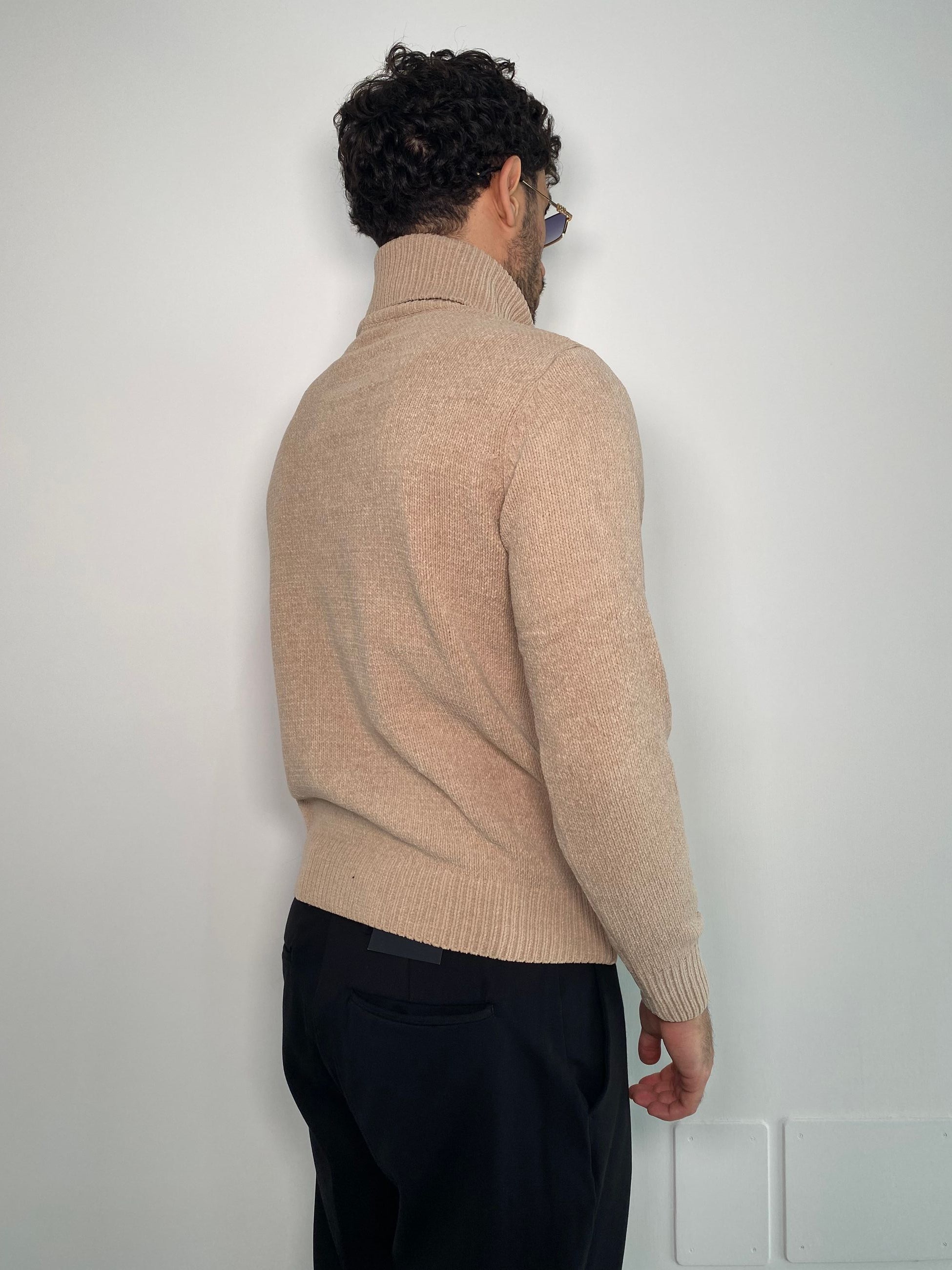 MAGLIA DOLCEVITA BASIC IN MORBIDA CINIGLIA - SLIM FIT
