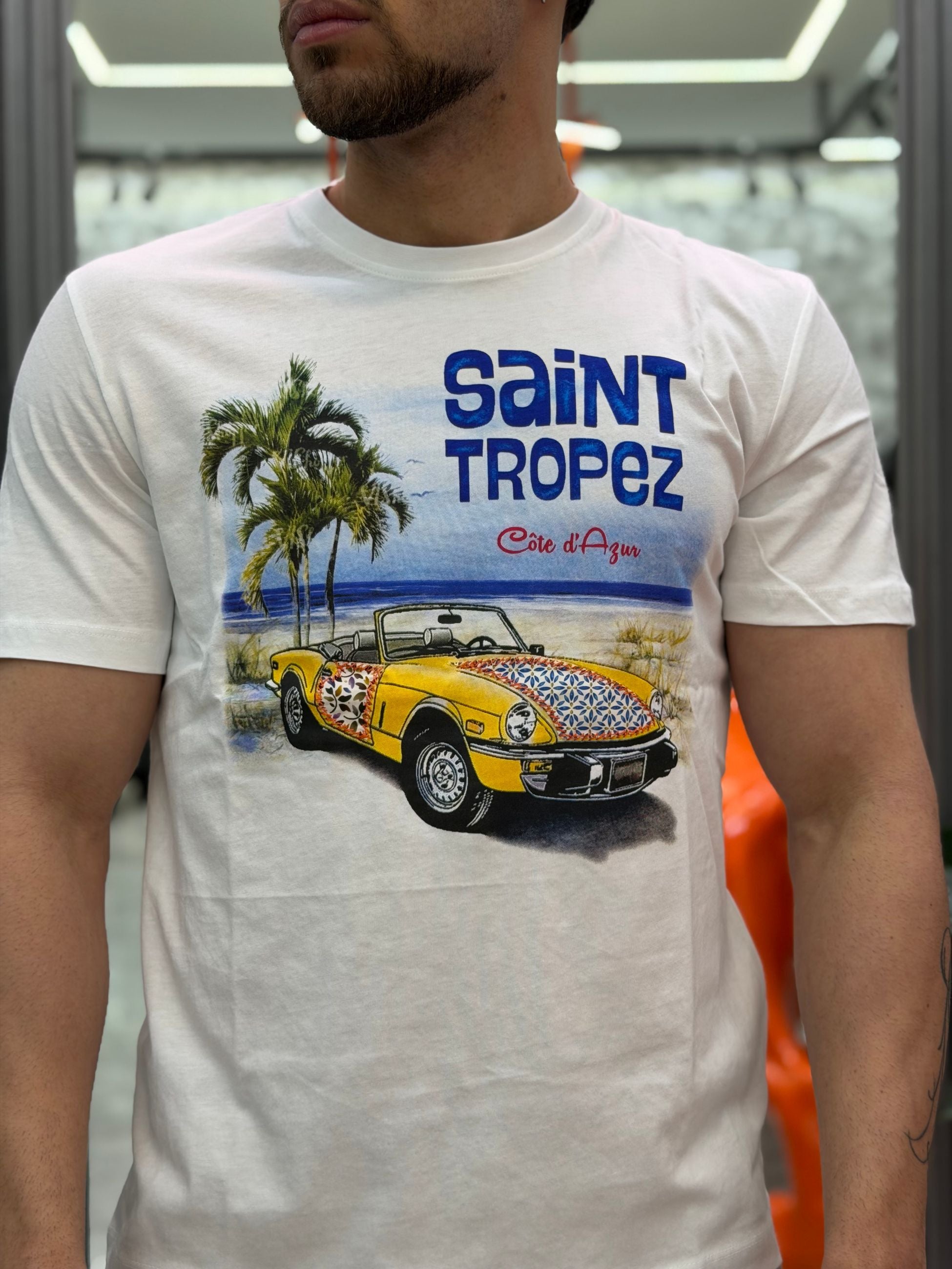 T-SHIRT IN 100% COTONE CON STAMPA SAINT TROPEZ RICAMATA - REGULAR FIT 26S34TG