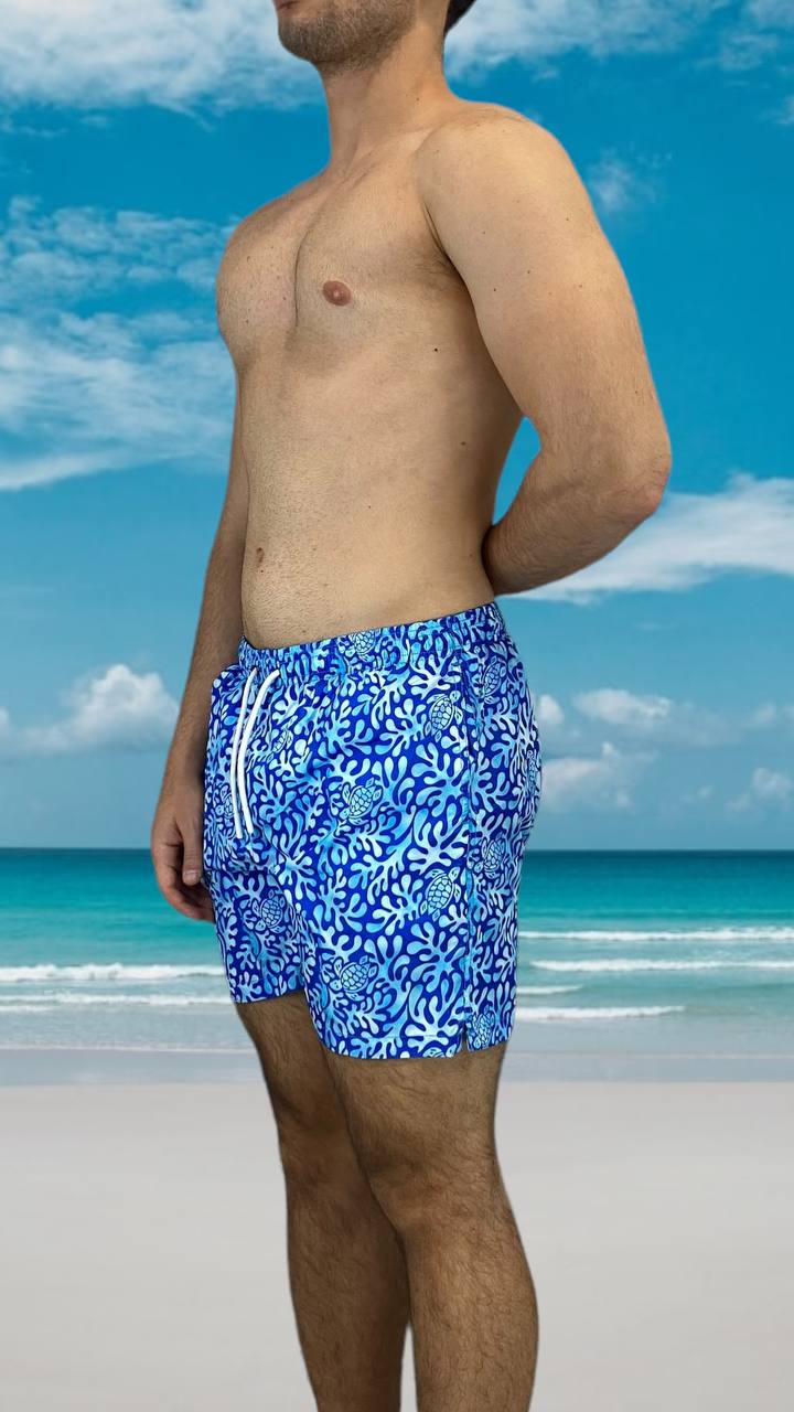 COSTUME DA BAGNO DA UOMO IN TESSUTO LEGGERO CON STAMPA TARTARUGHE MARINE - REGULAR FIT