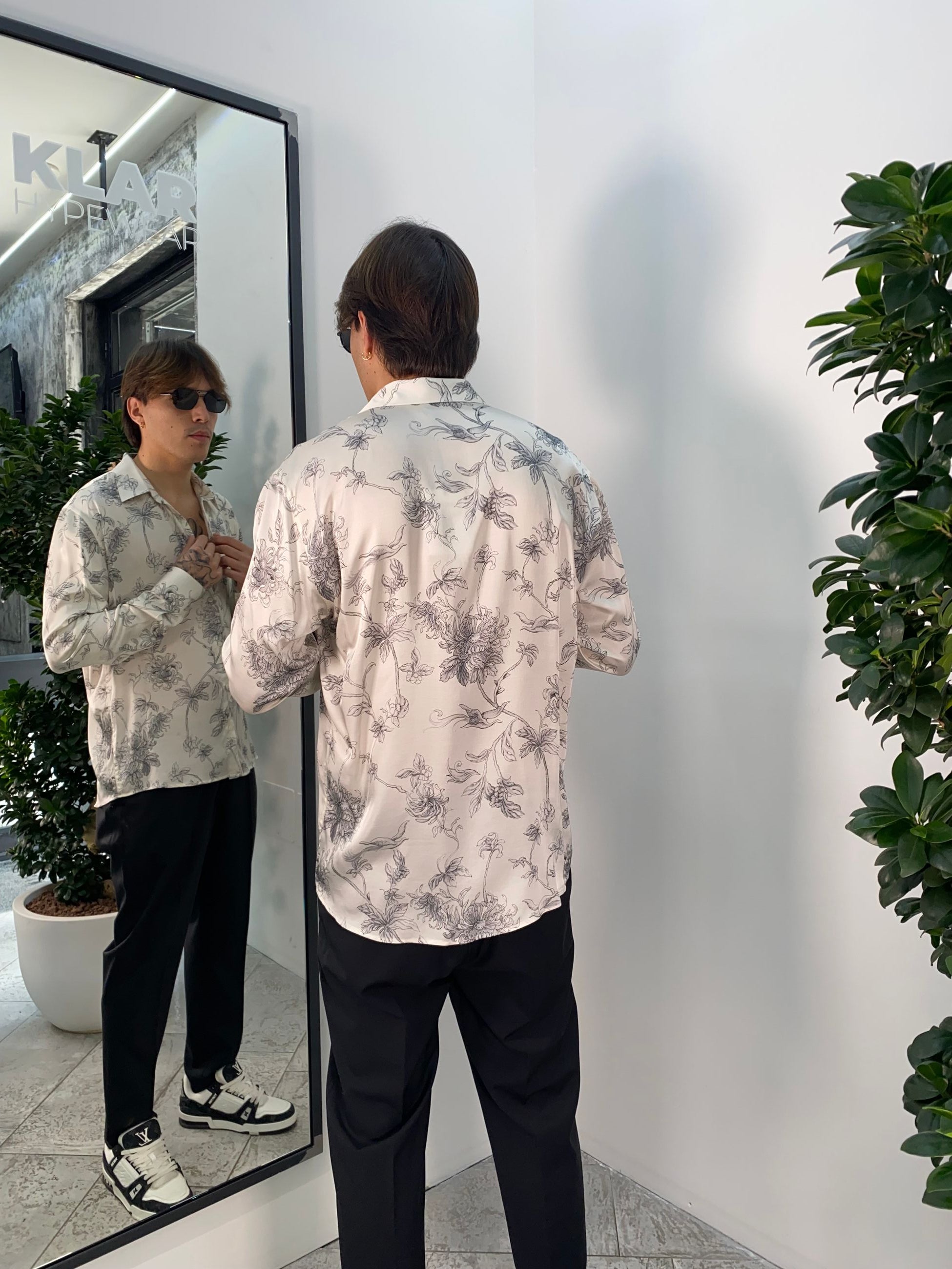 CAMICIA MANICA LUNGA FANTASIA FIORI IN MORBIDA E LEGGERA VISCOSA - RELAXED FIT CA3289